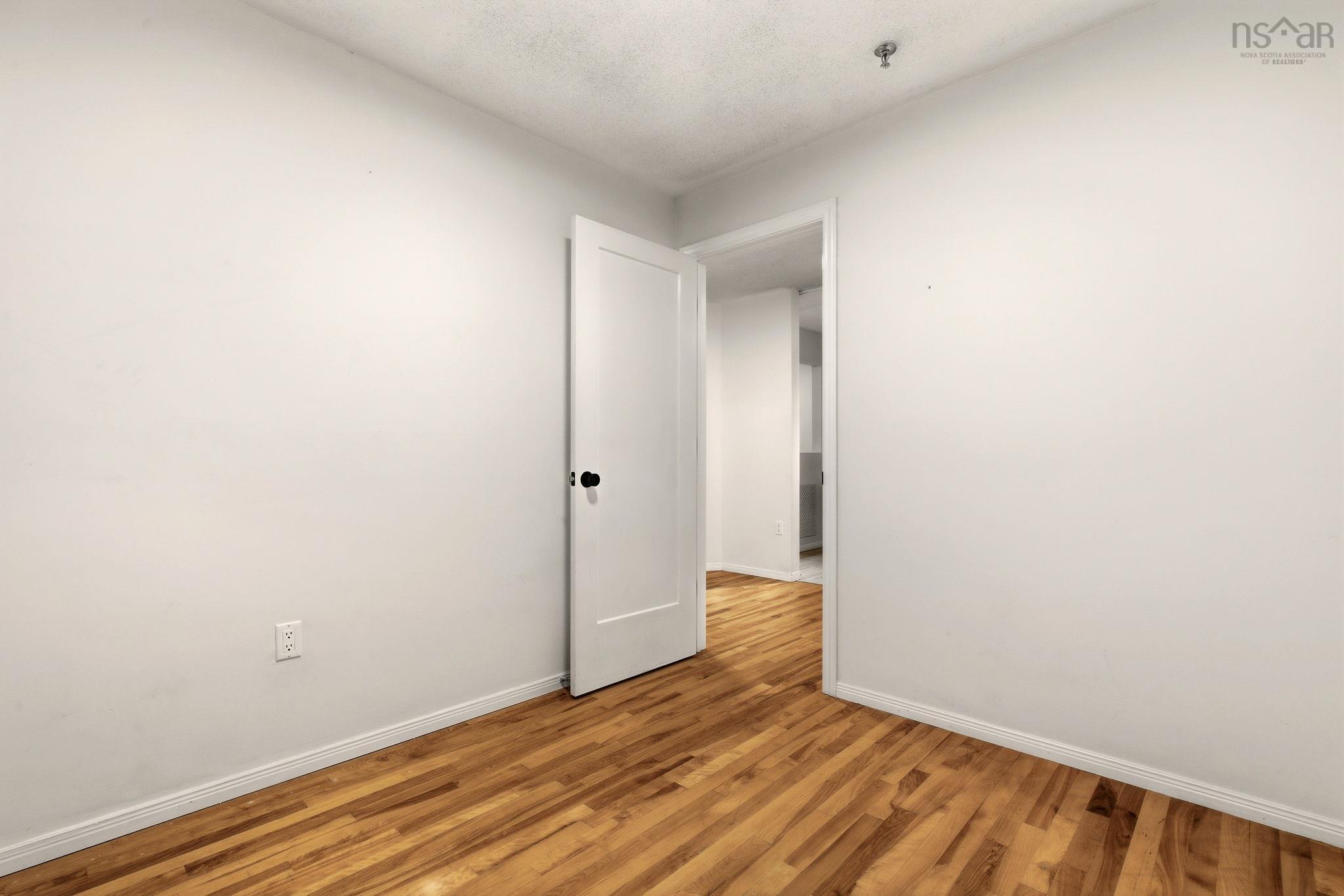 304 3600 John Parr Drive photo #20