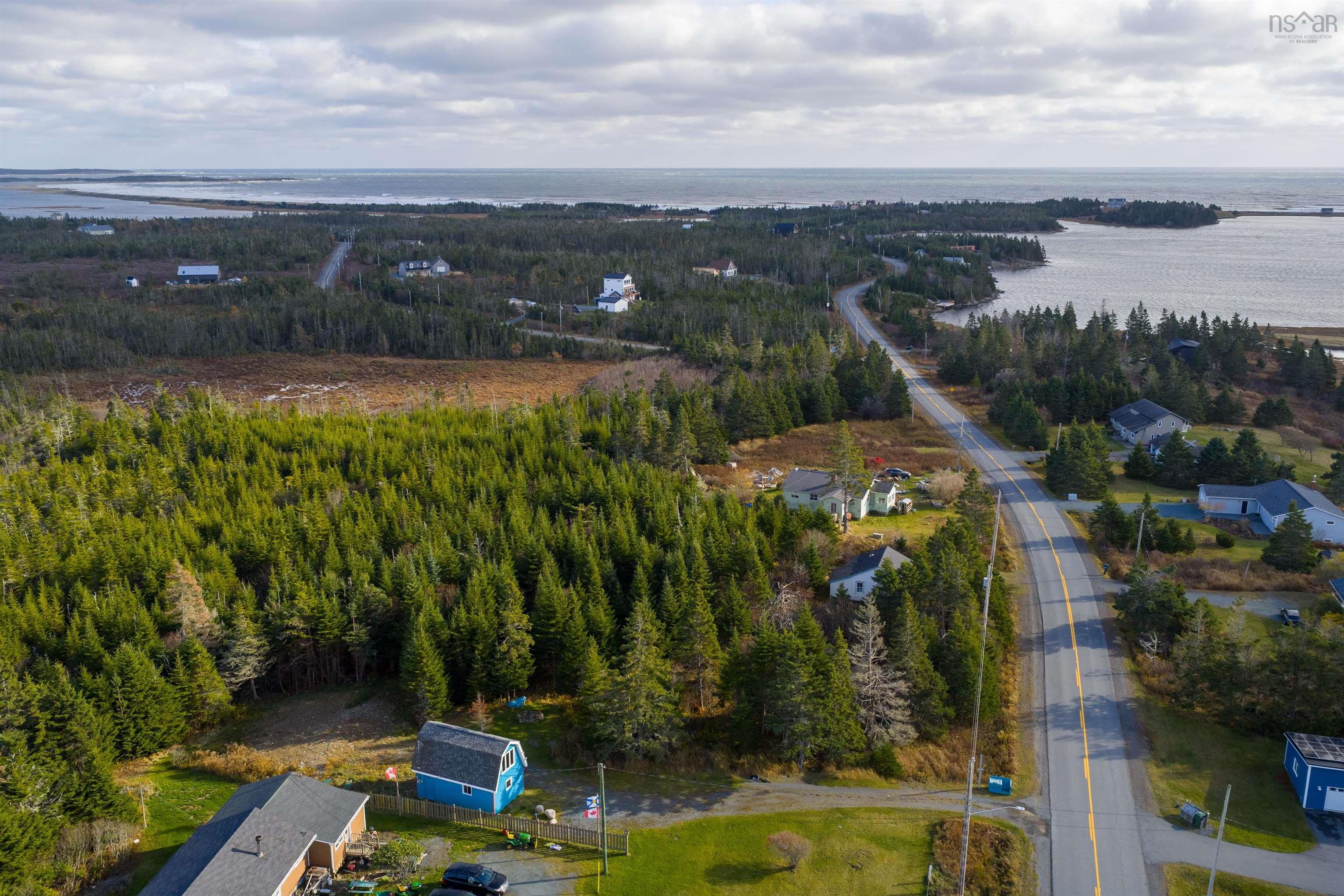 2147 East Petpeswick Road photo #2