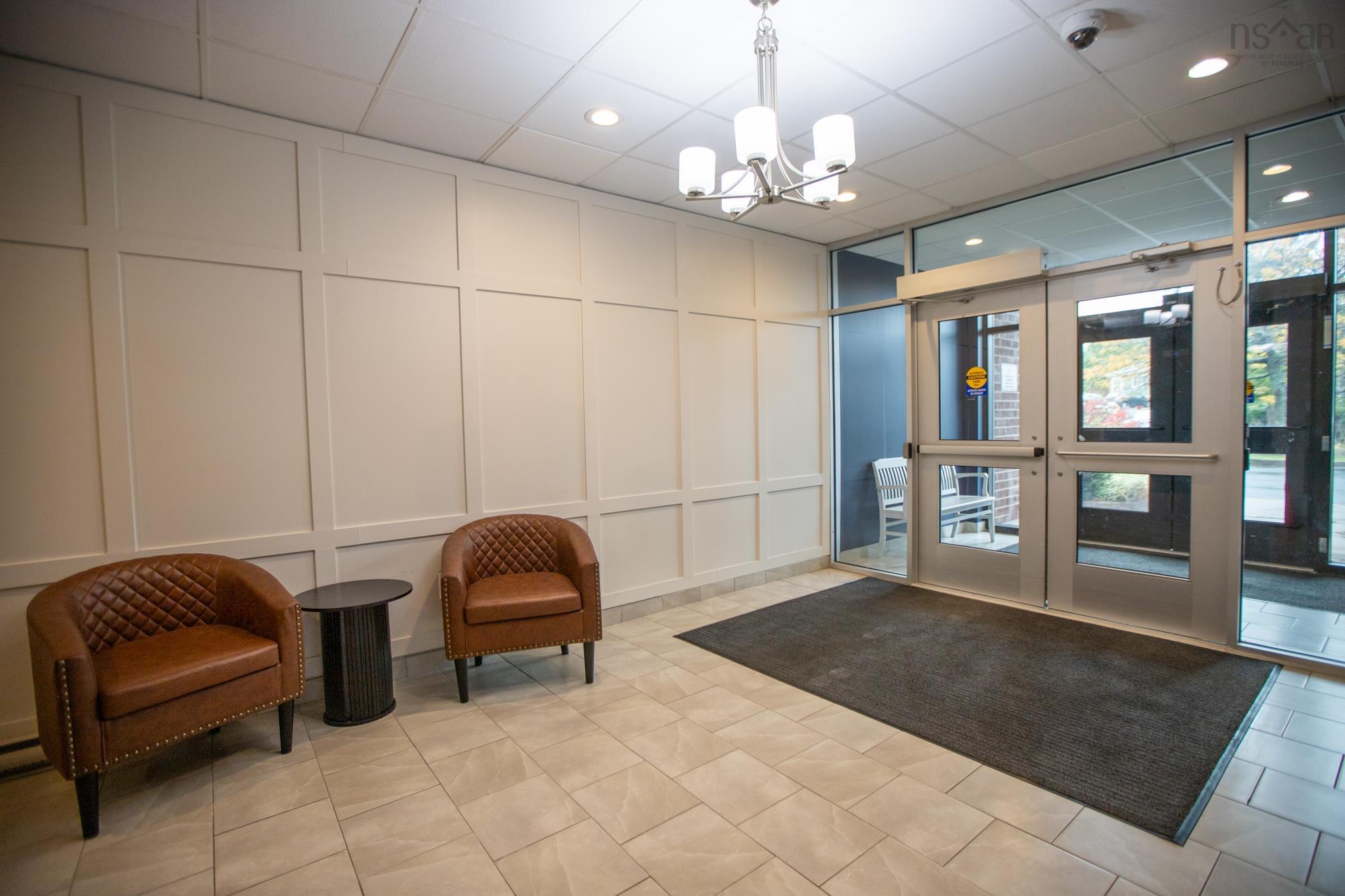 1107 5572 North Ridge Road photo #11