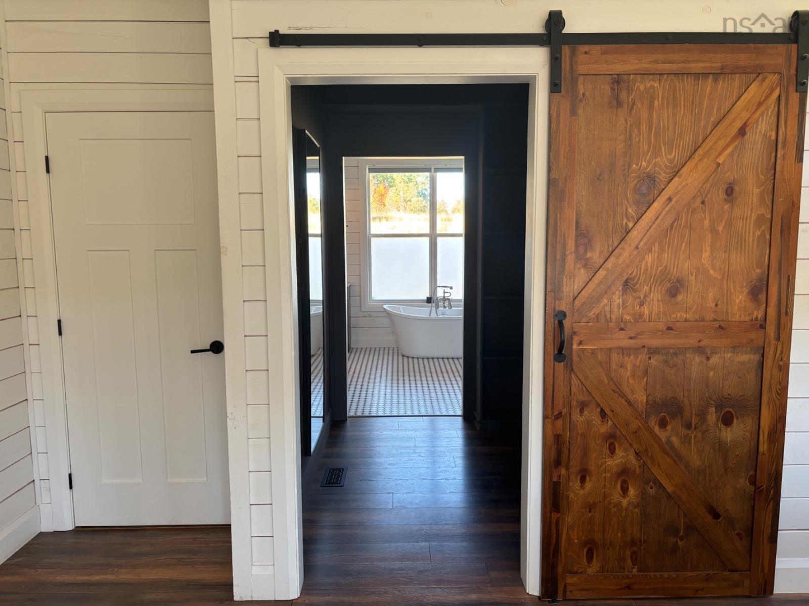 54 Craig Drive photo #11