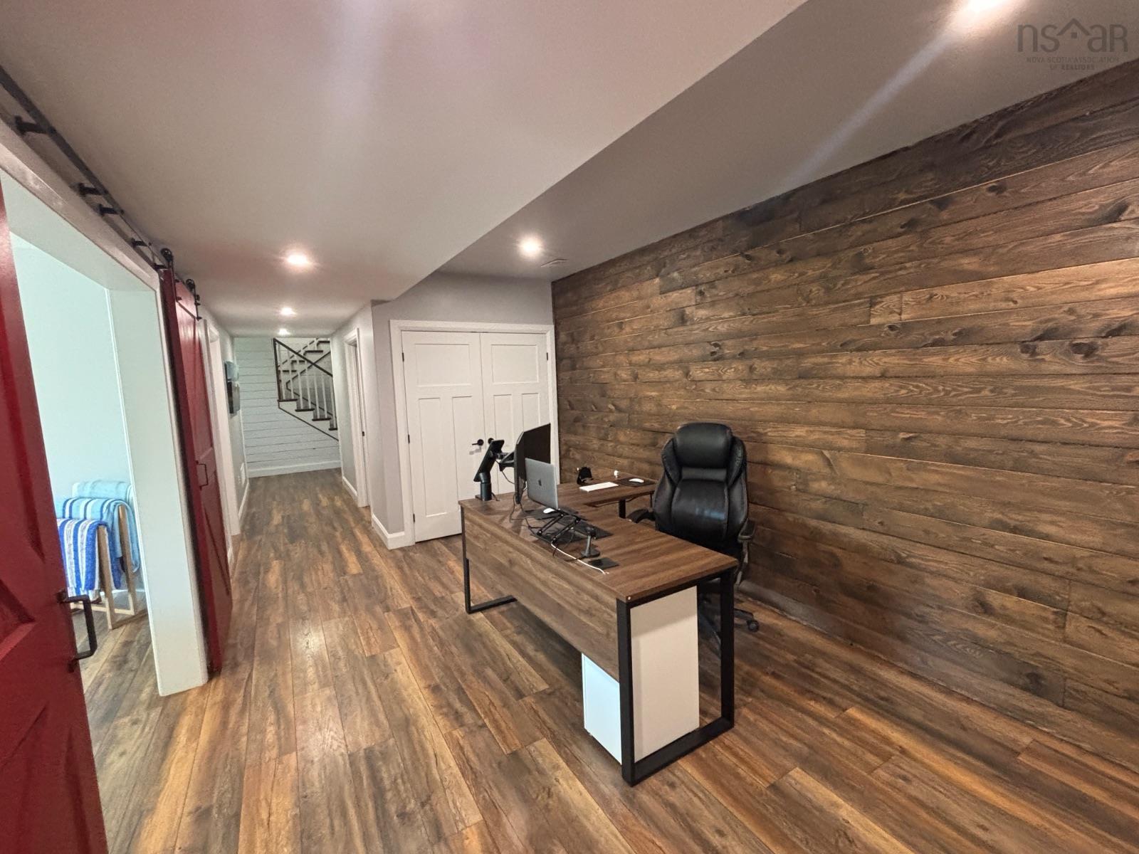 54 Craig Drive photo #19