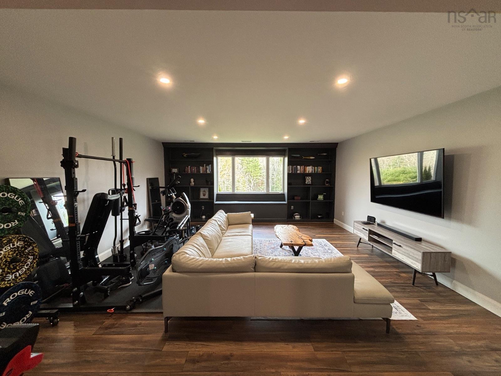 54 Craig Drive photo #20