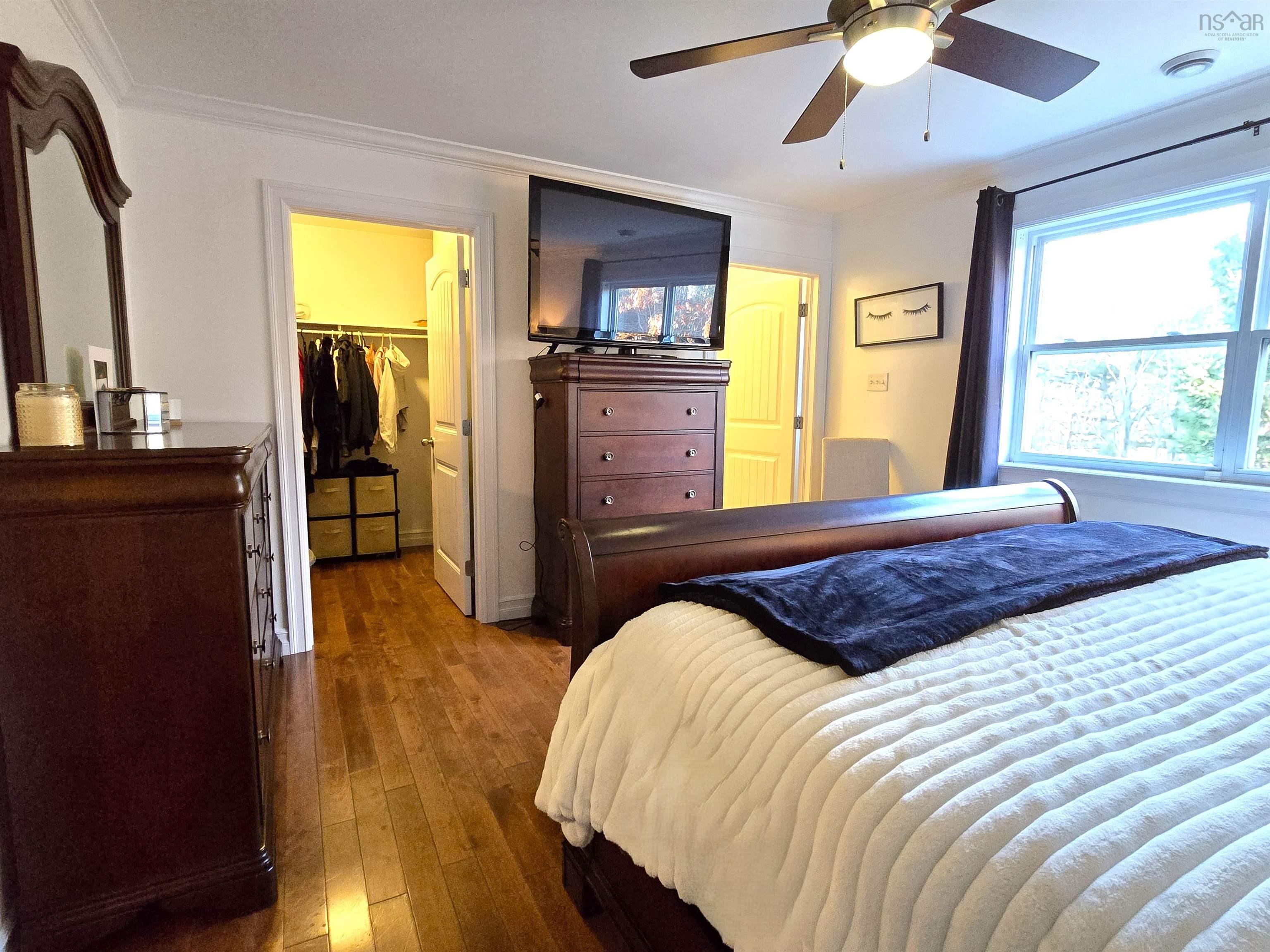 52 Viridian Drive photo #14