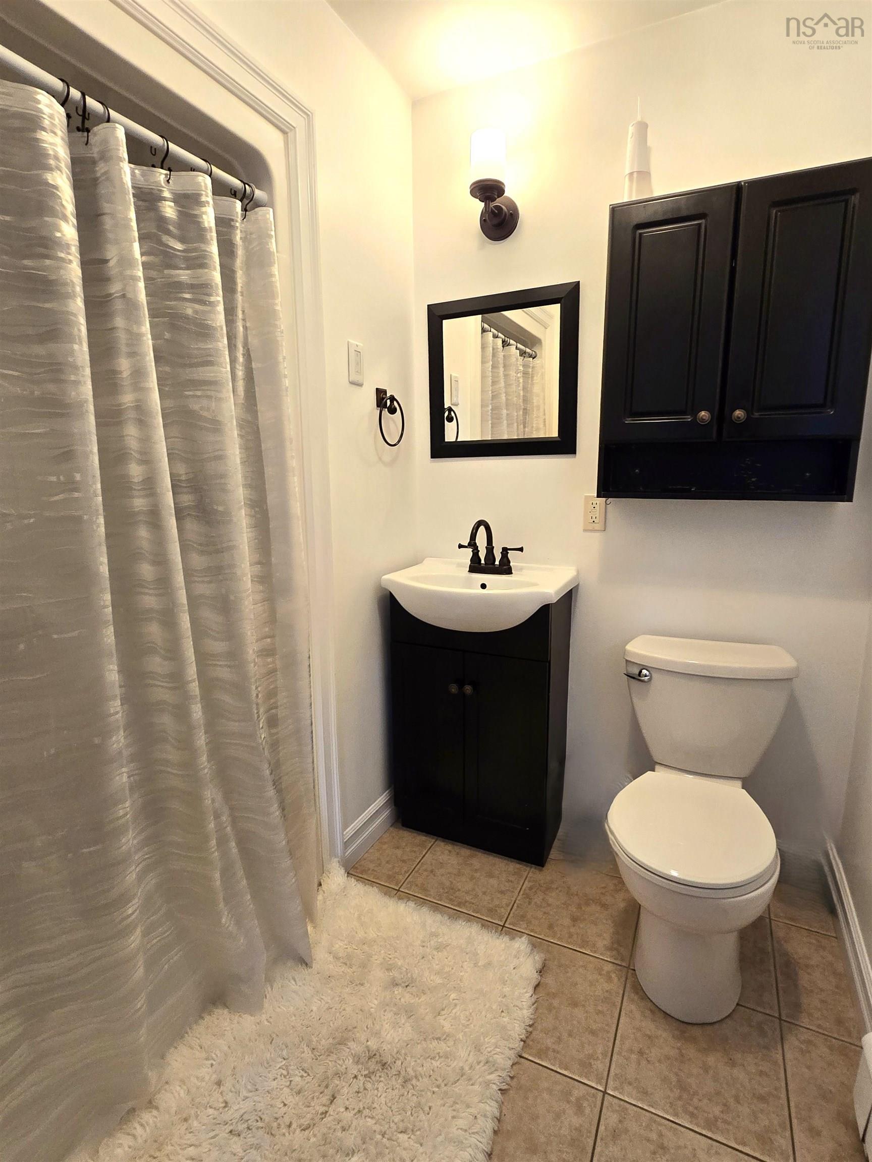 52 Viridian Drive photo #16