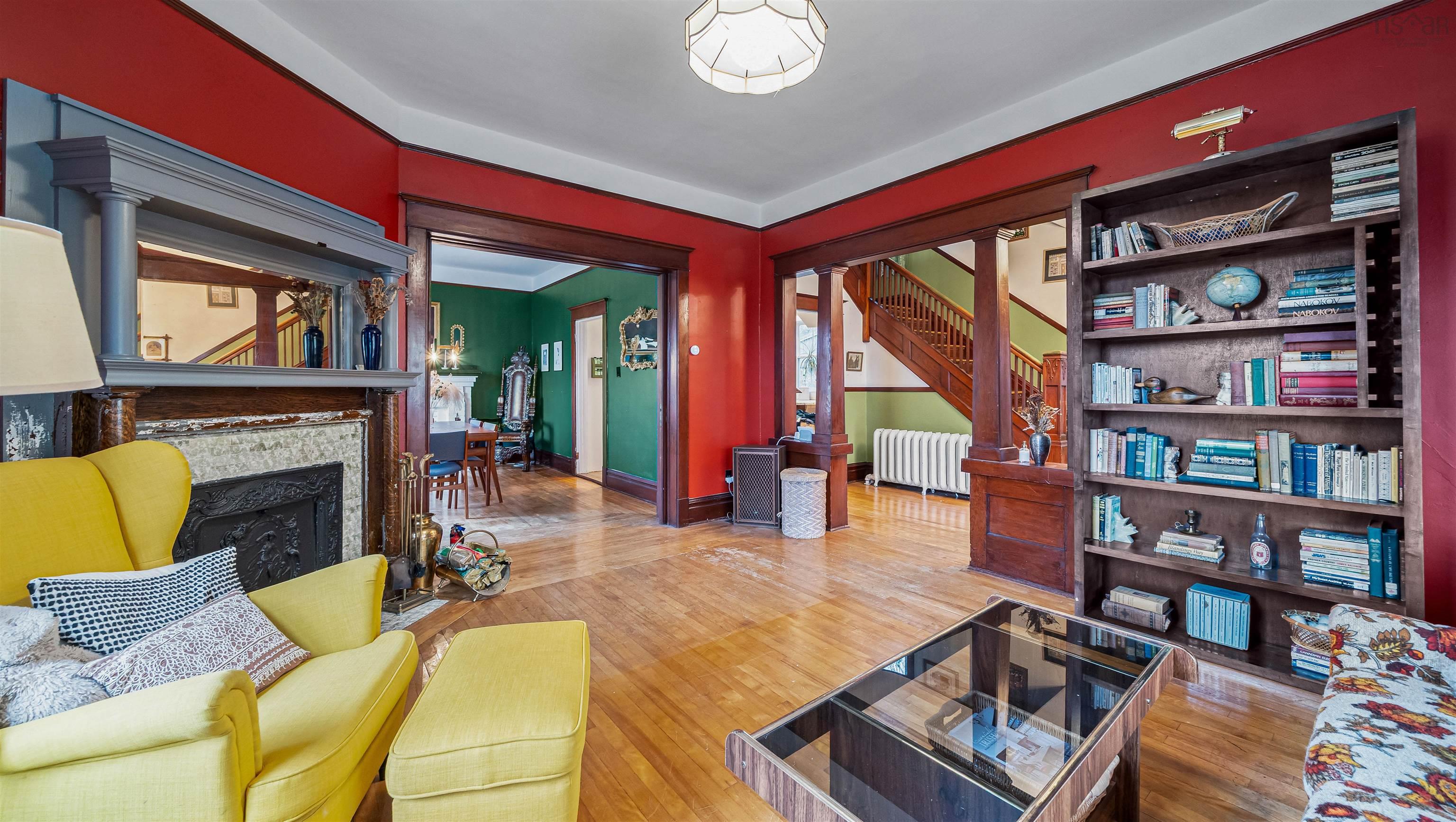 132 Prince Albert Road photo #17