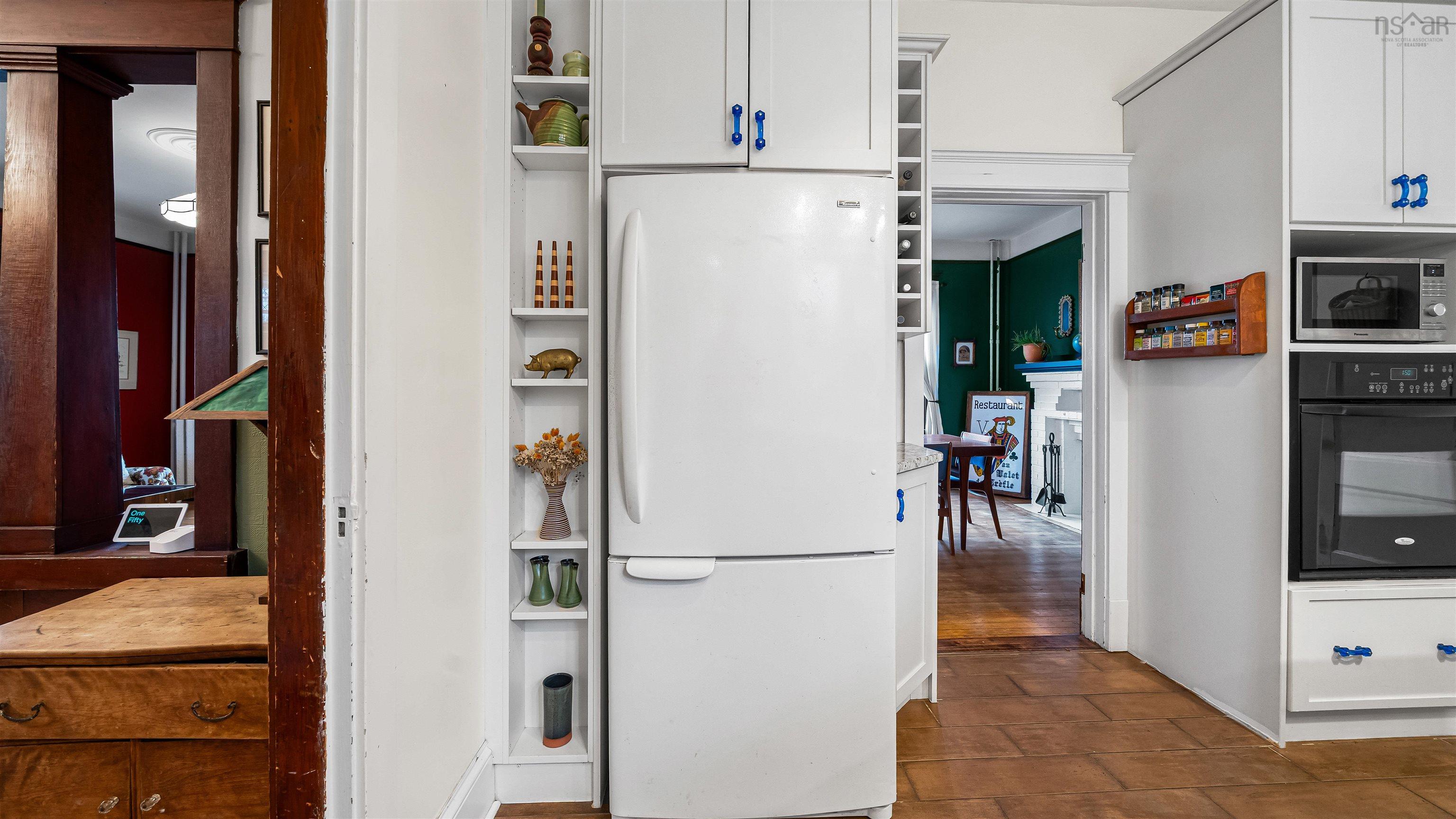 132 Prince Albert Road photo #9