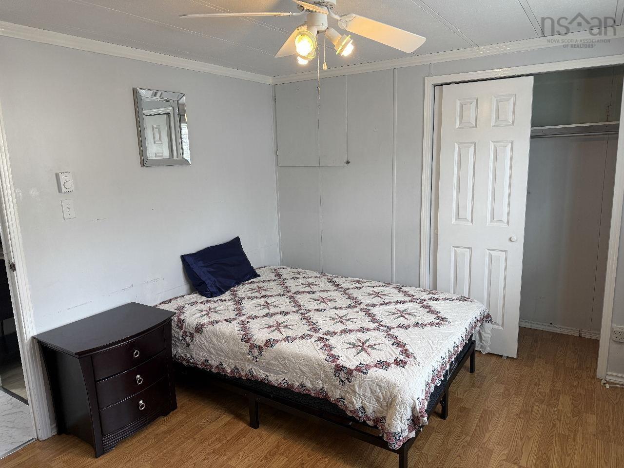 29 Joshua Street photo #16