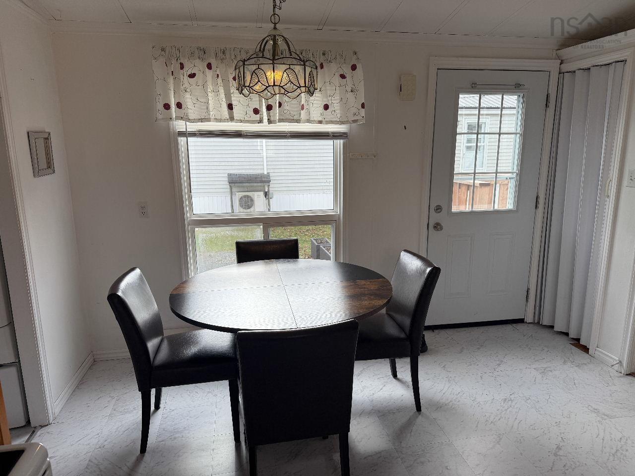 29 Joshua Street photo #22