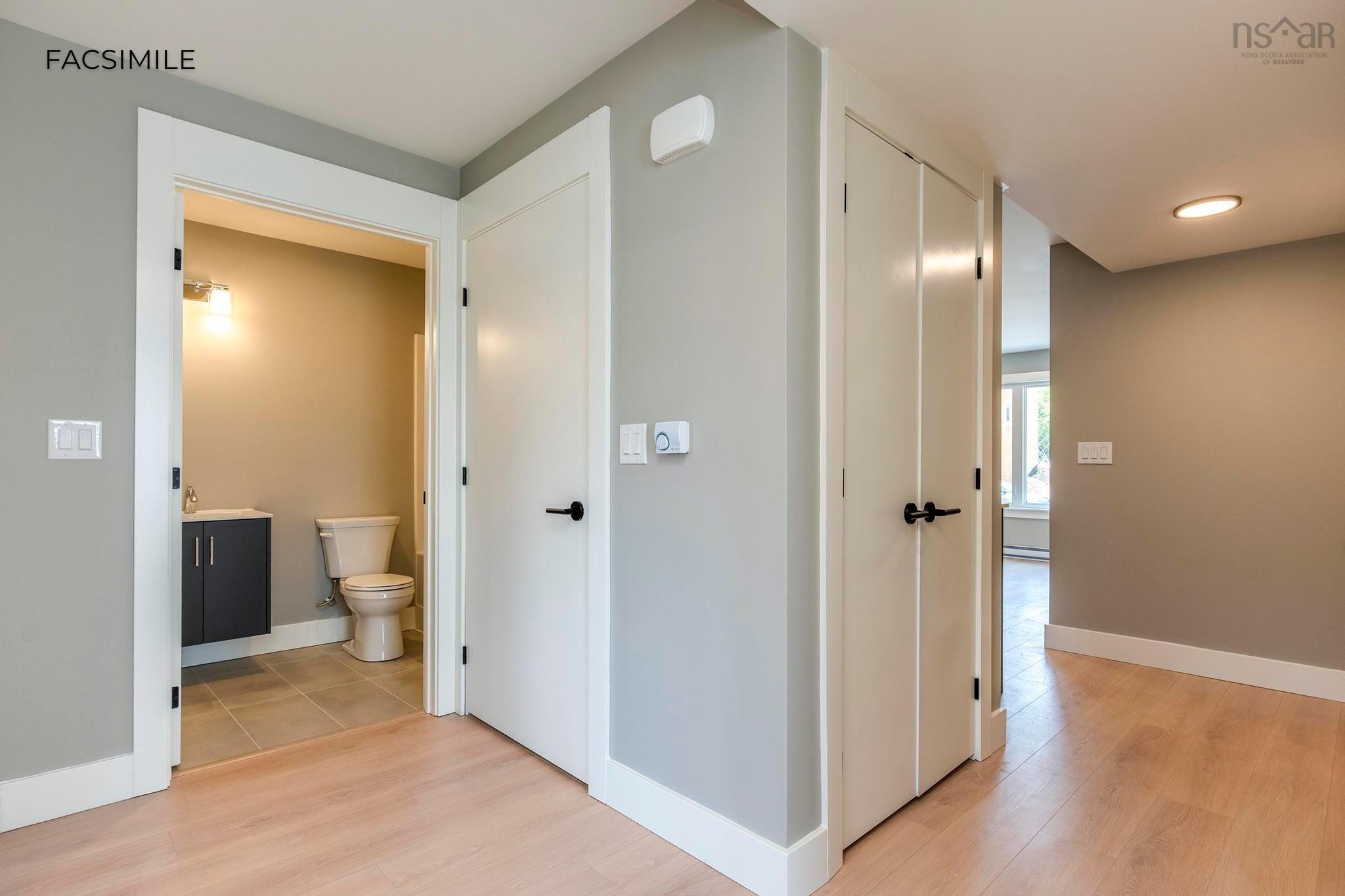 55B Honeygold Drive photo #34