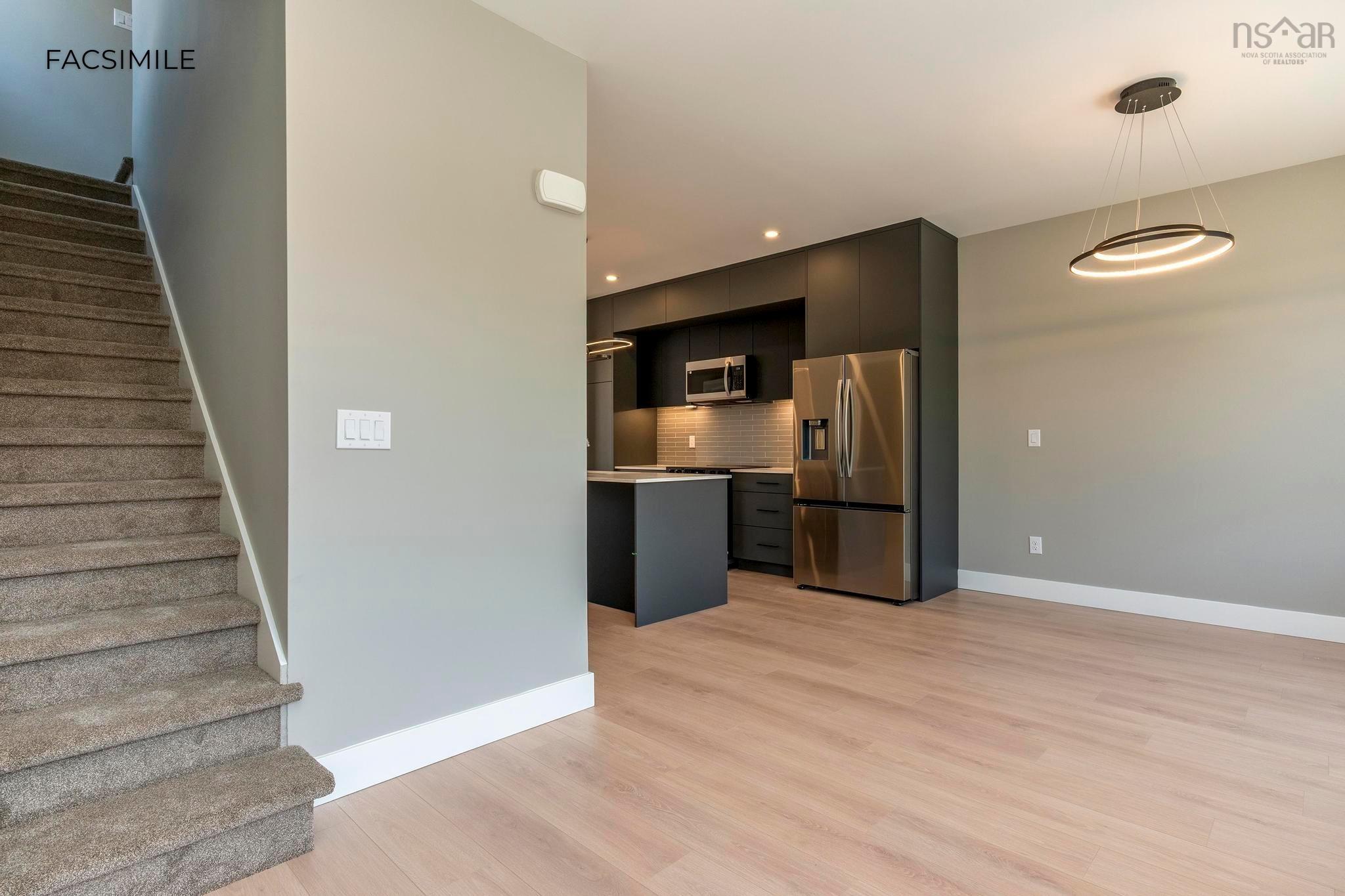 55B Honeygold Drive photo #9