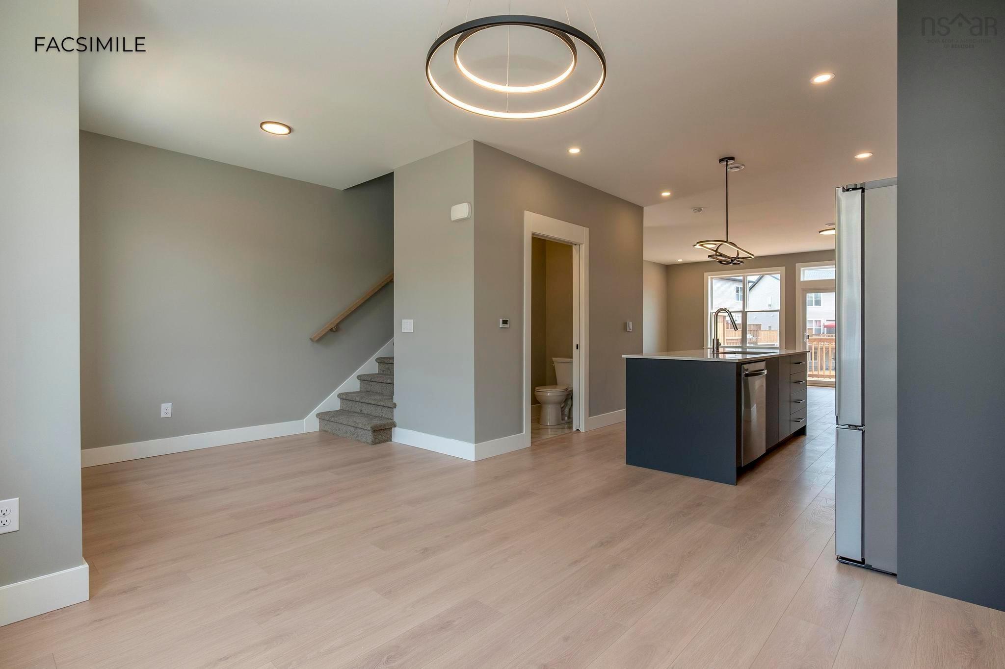 55B Honeygold Drive photo #10