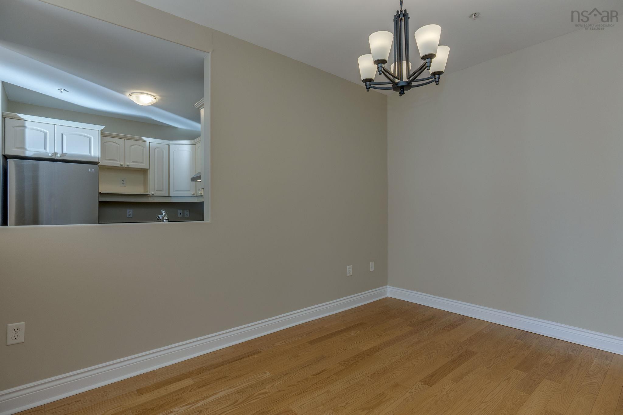 211 168 Green Village Lane photo #12