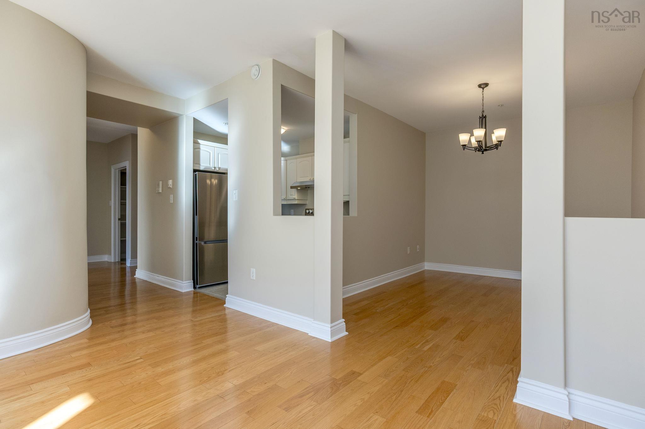 211 168 Green Village Lane photo #9