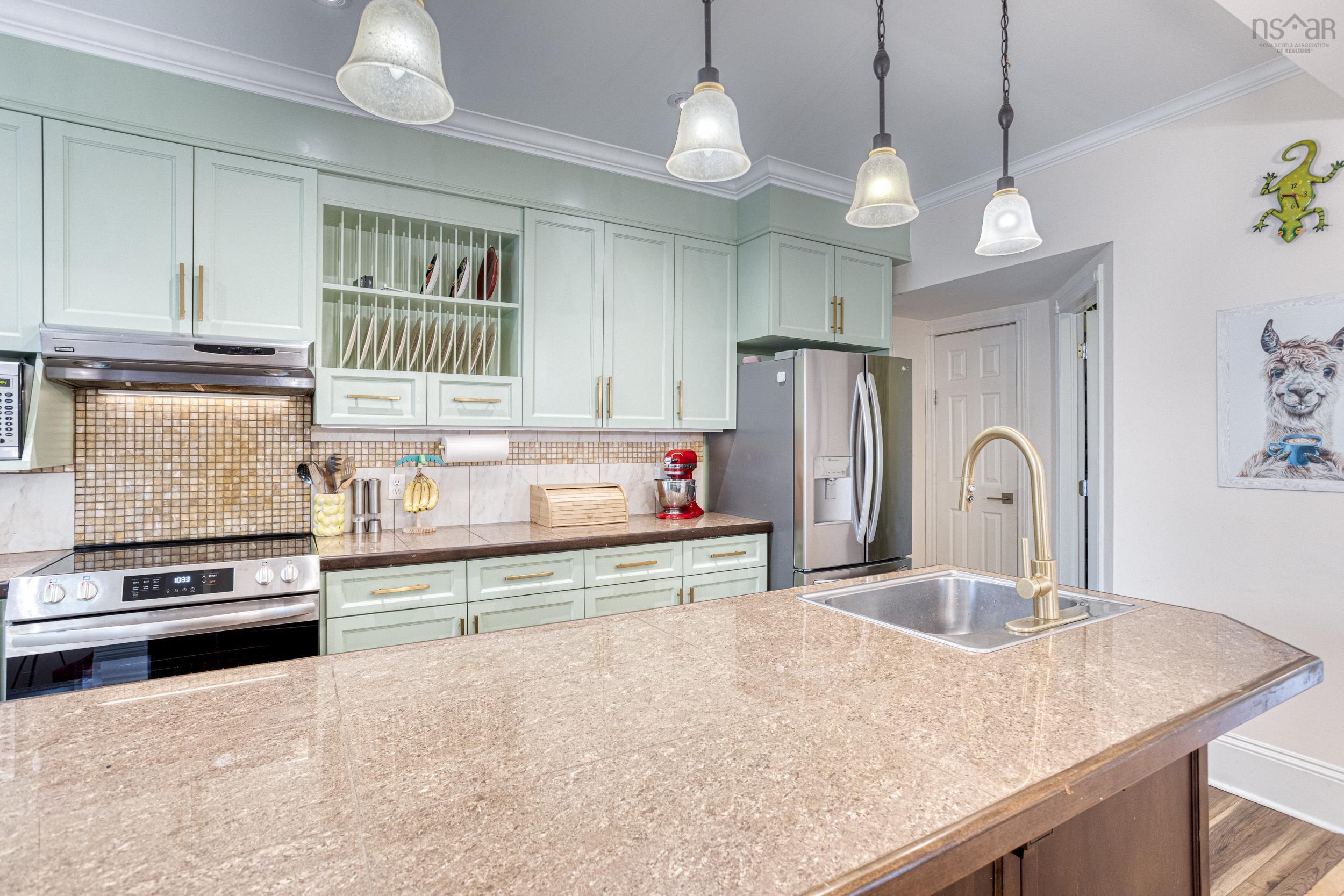 6318 Lawrence Street photo #15