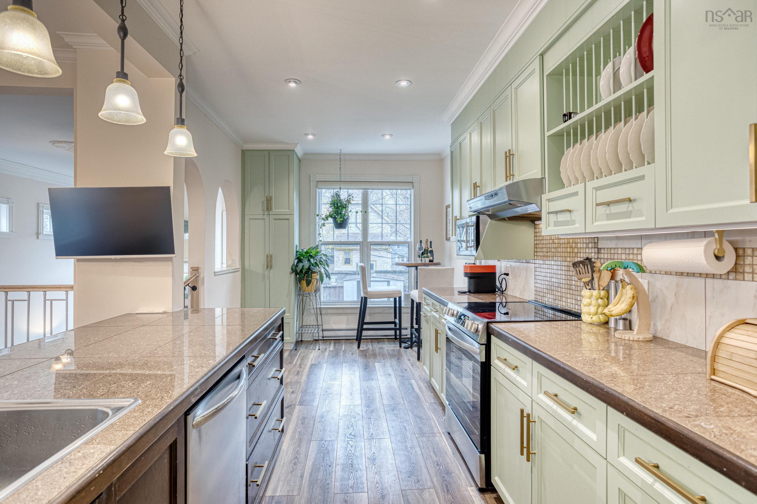 6318 Lawrence Street photo #18