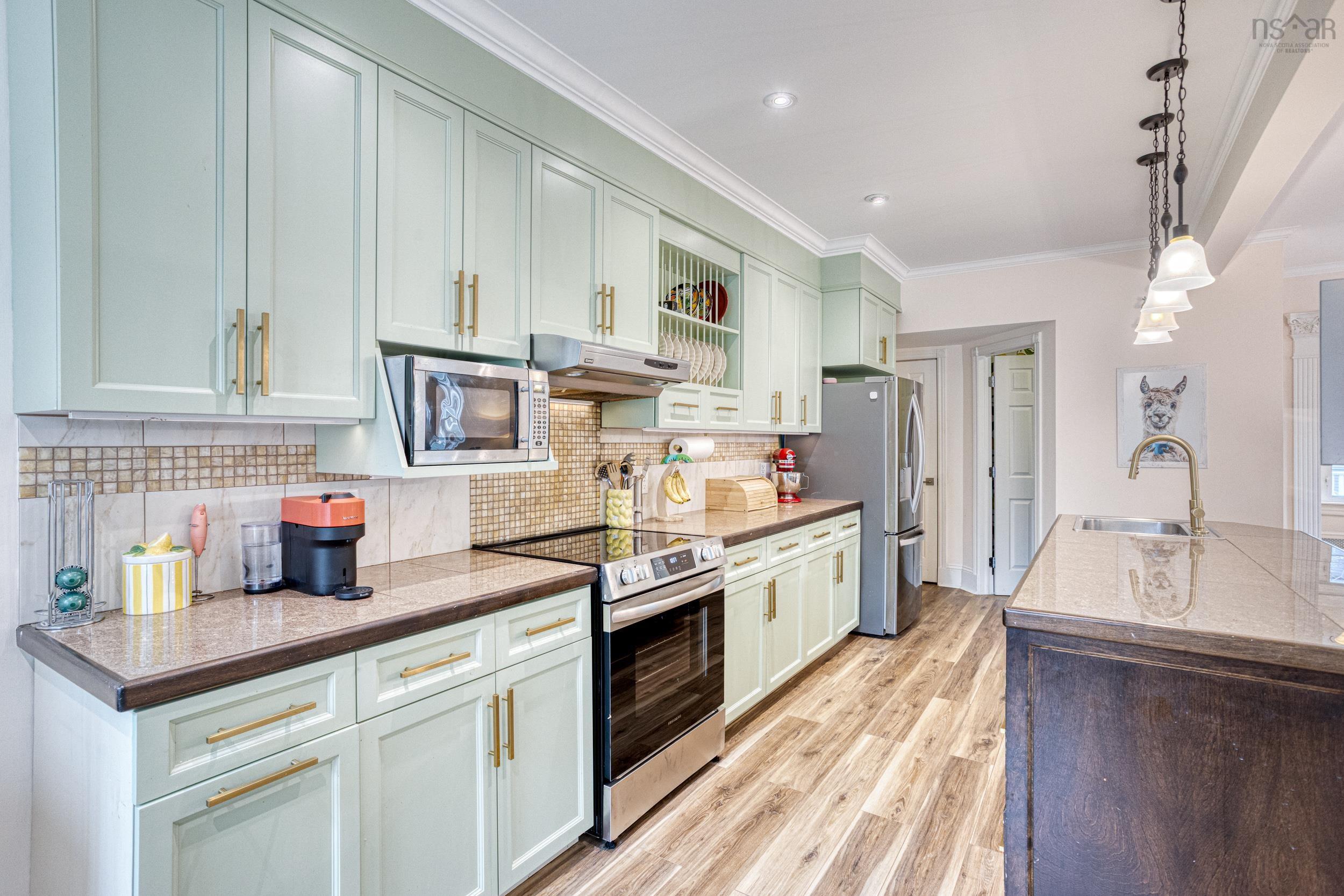 6318 Lawrence Street photo #20