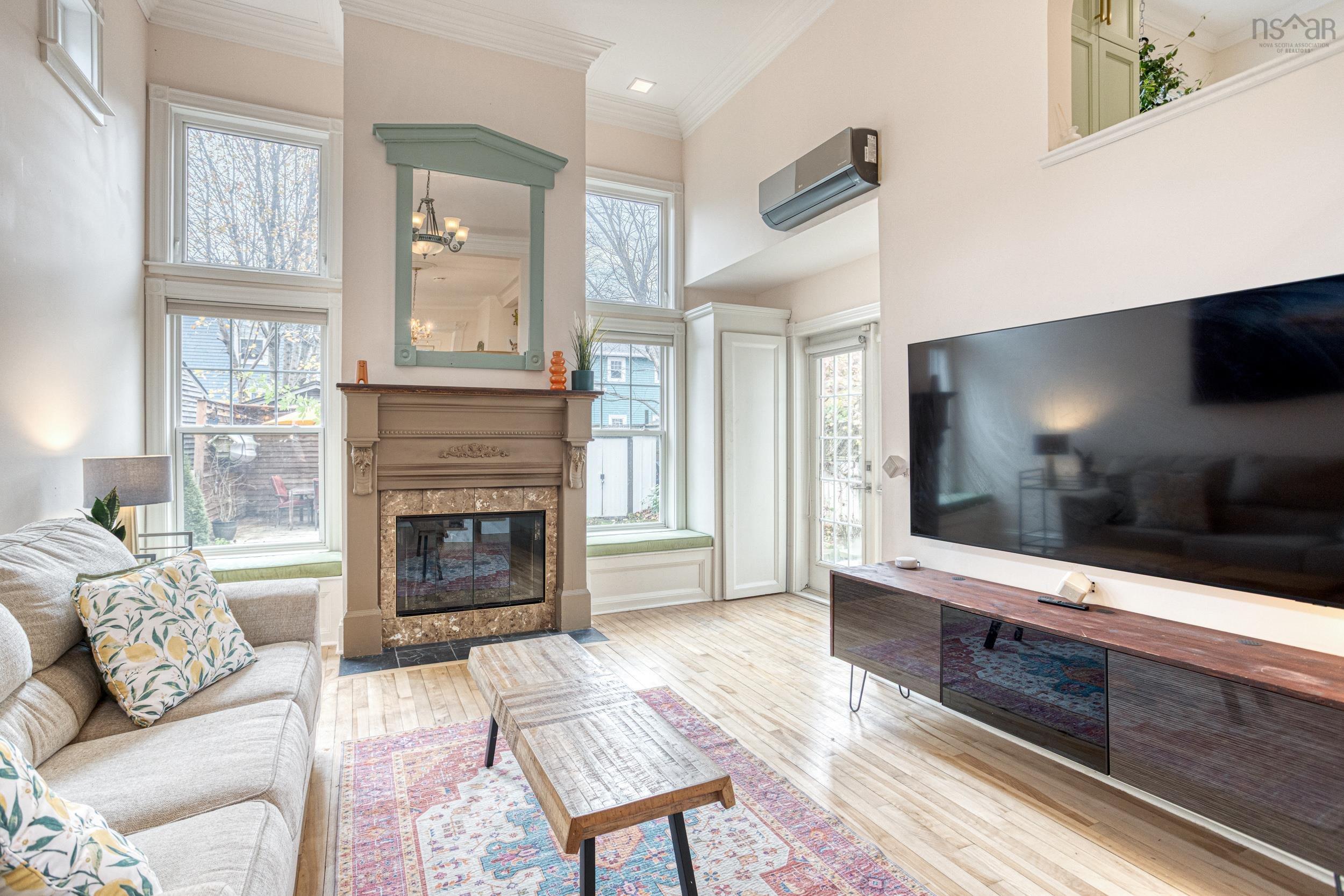 6318 Lawrence Street photo #24