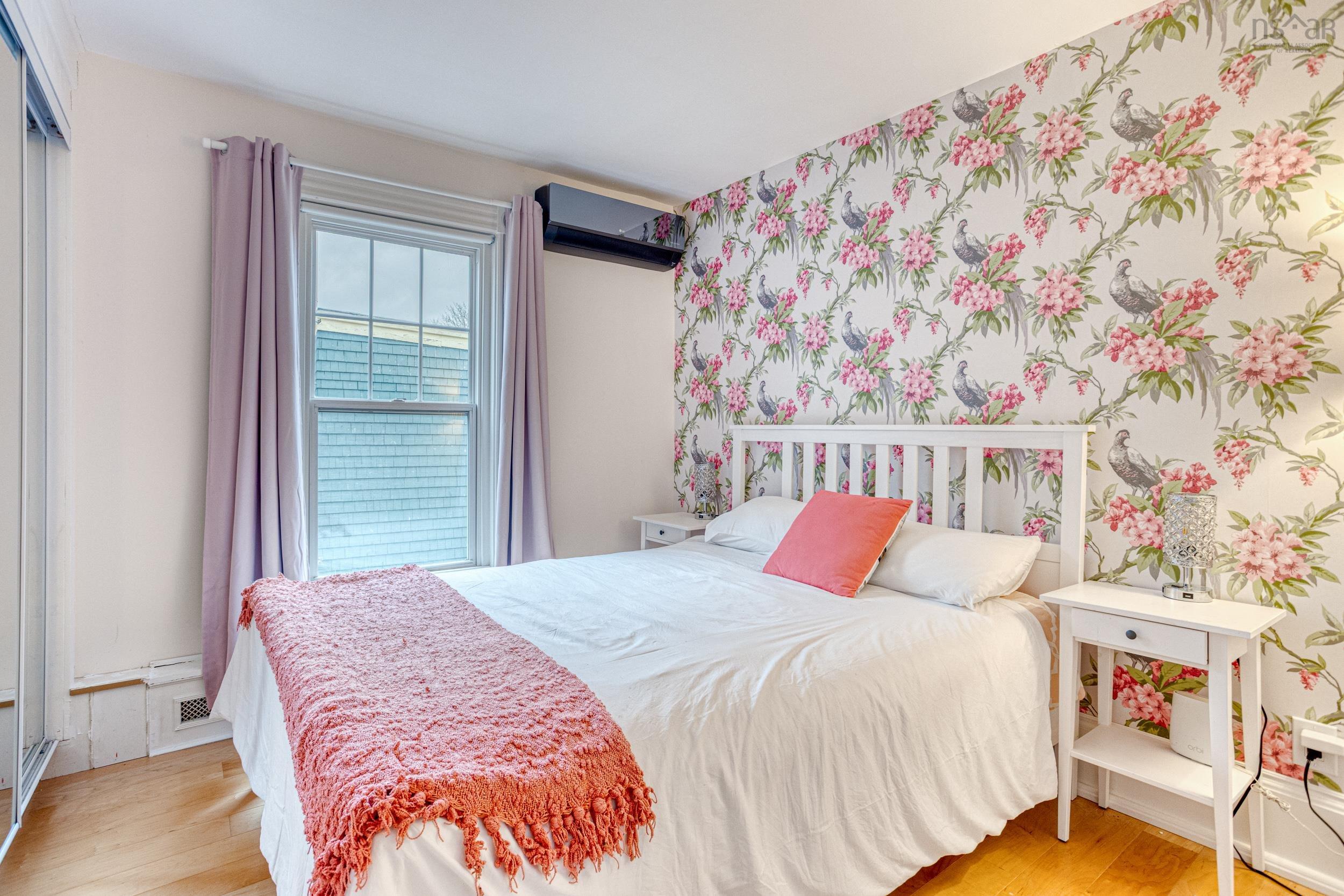 6318 Lawrence Street photo #30