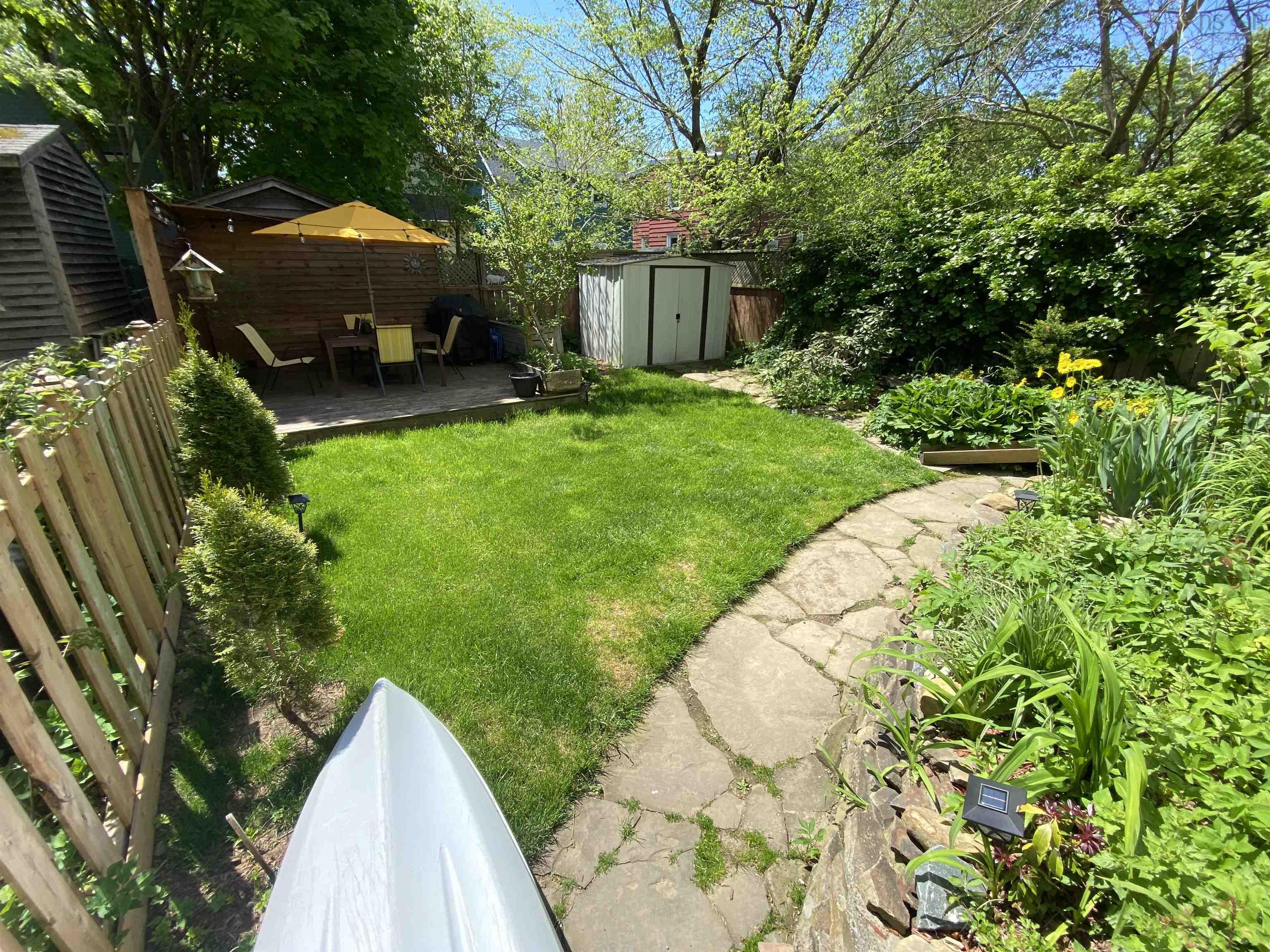 6318 Lawrence Street photo #43