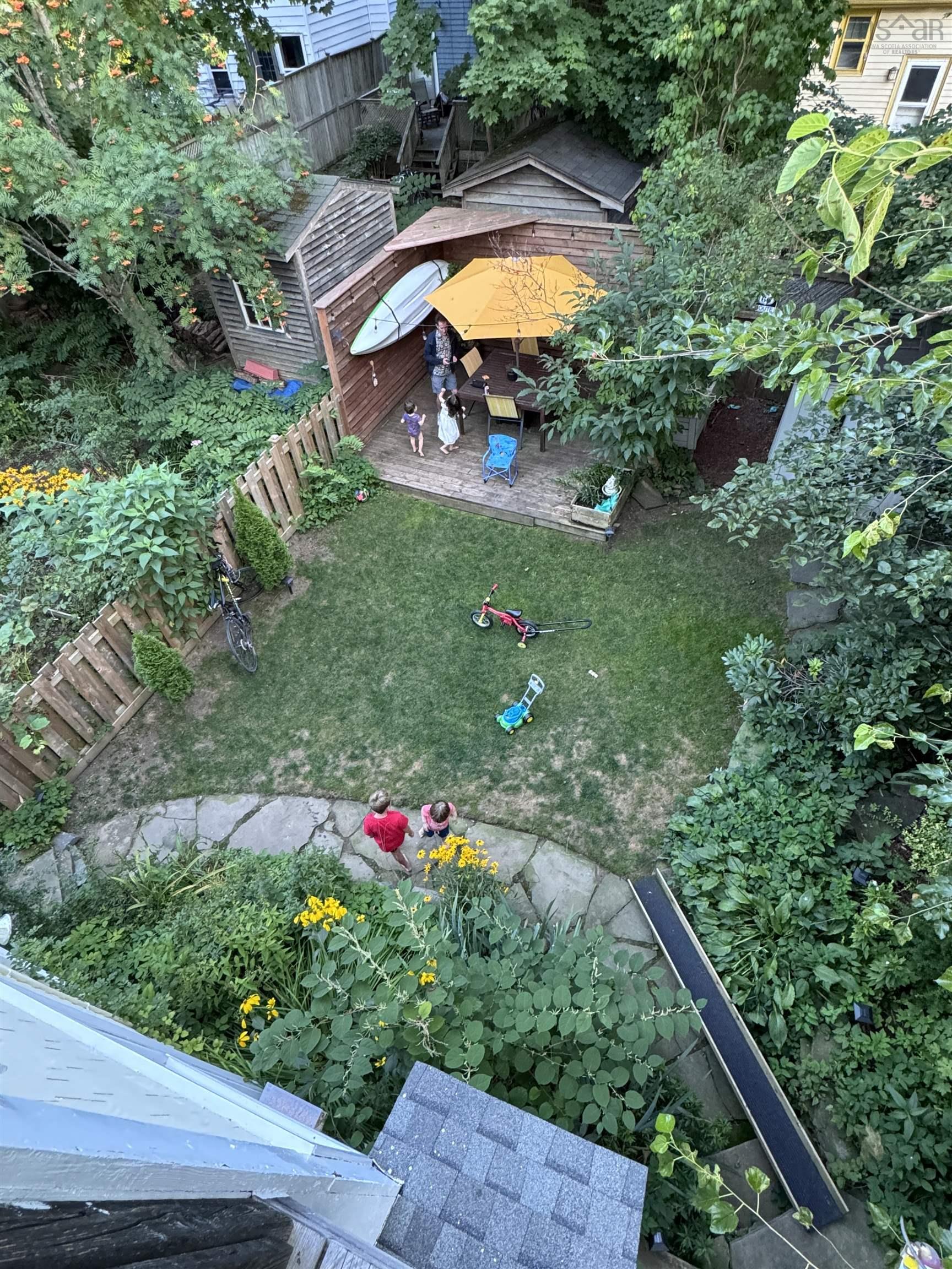 6318 Lawrence Street photo #45