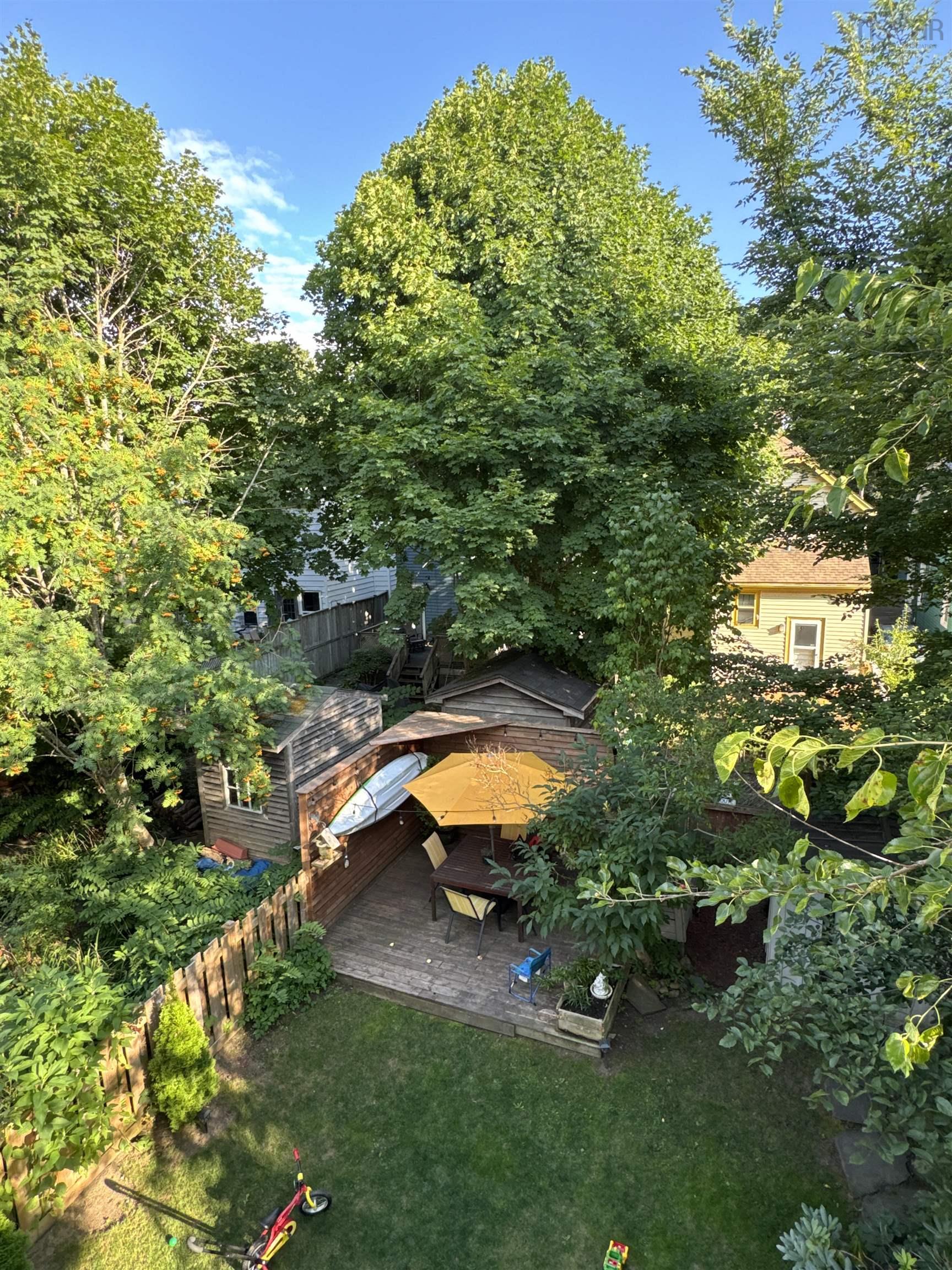 6318 Lawrence Street photo #47