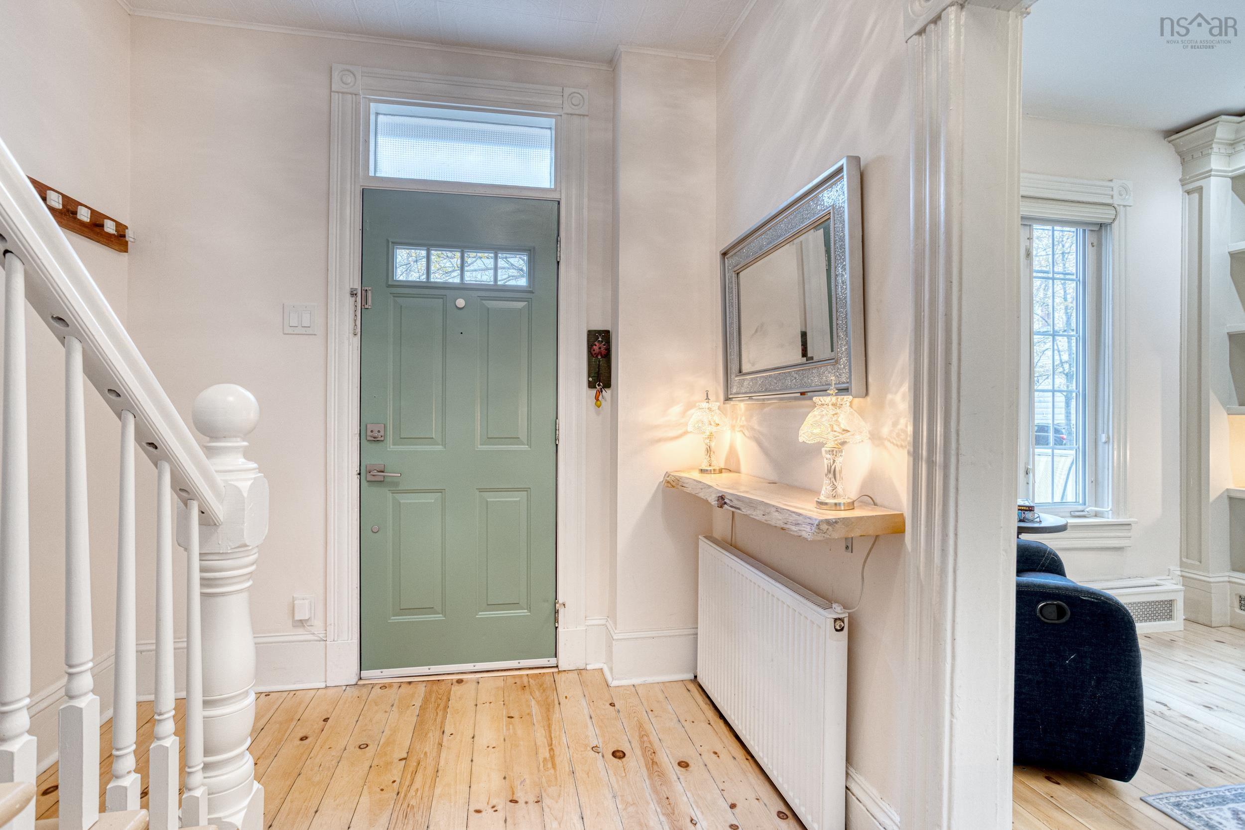 6318 Lawrence Street photo #6