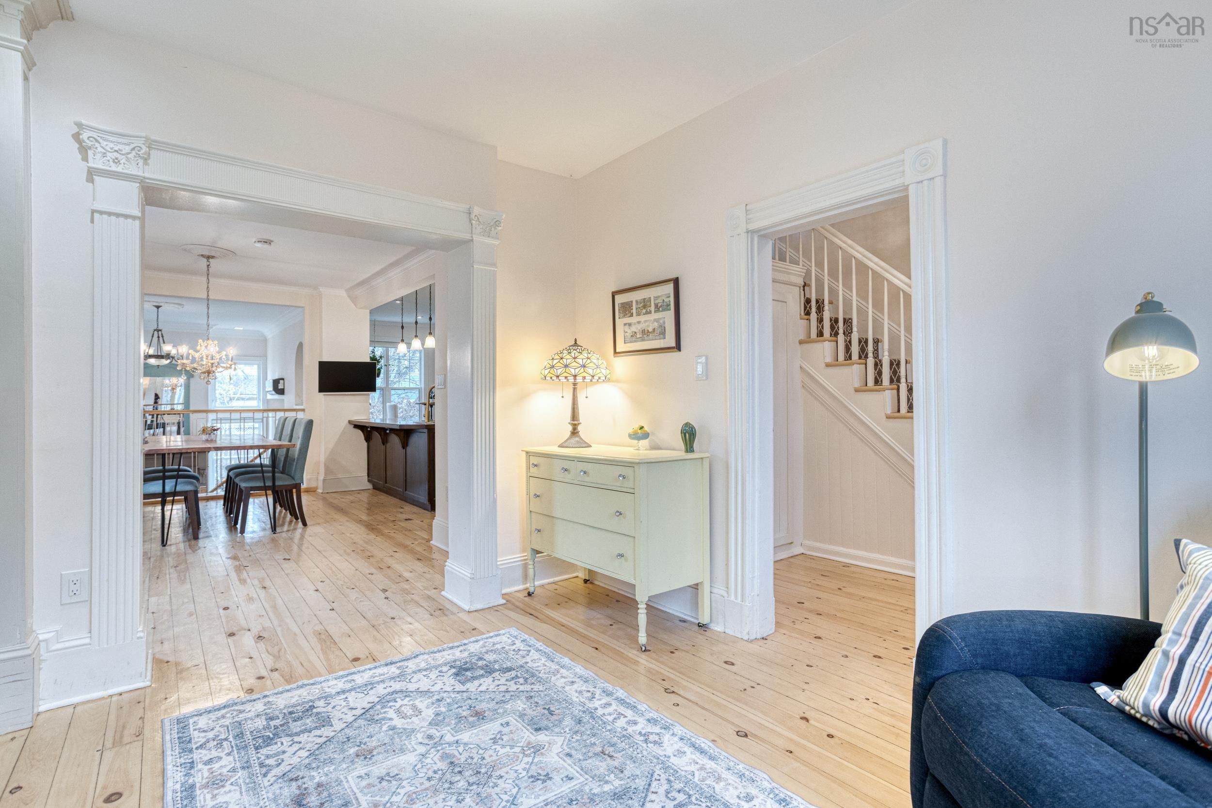 6318 Lawrence Street photo #9