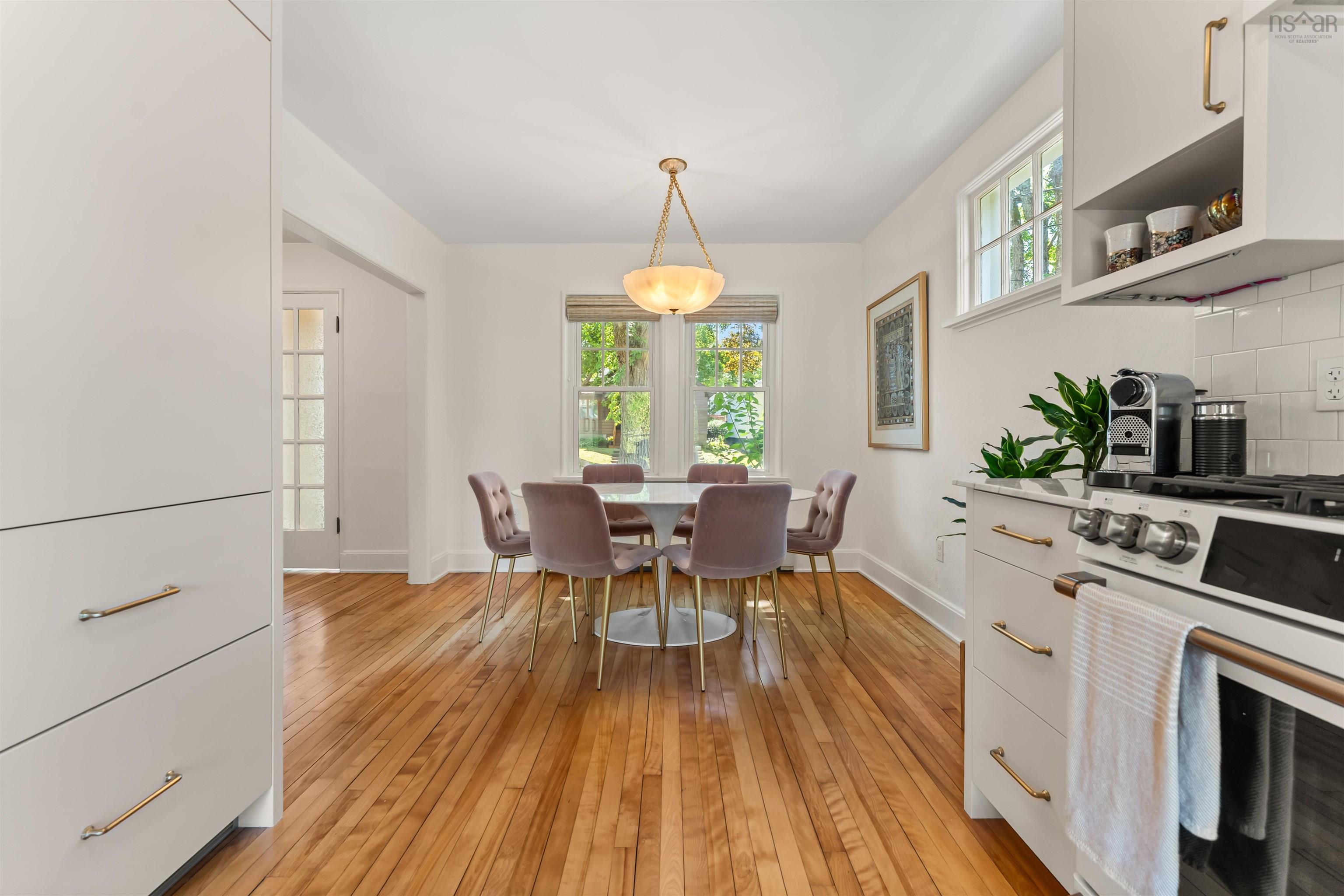 6347 London Street photo #21