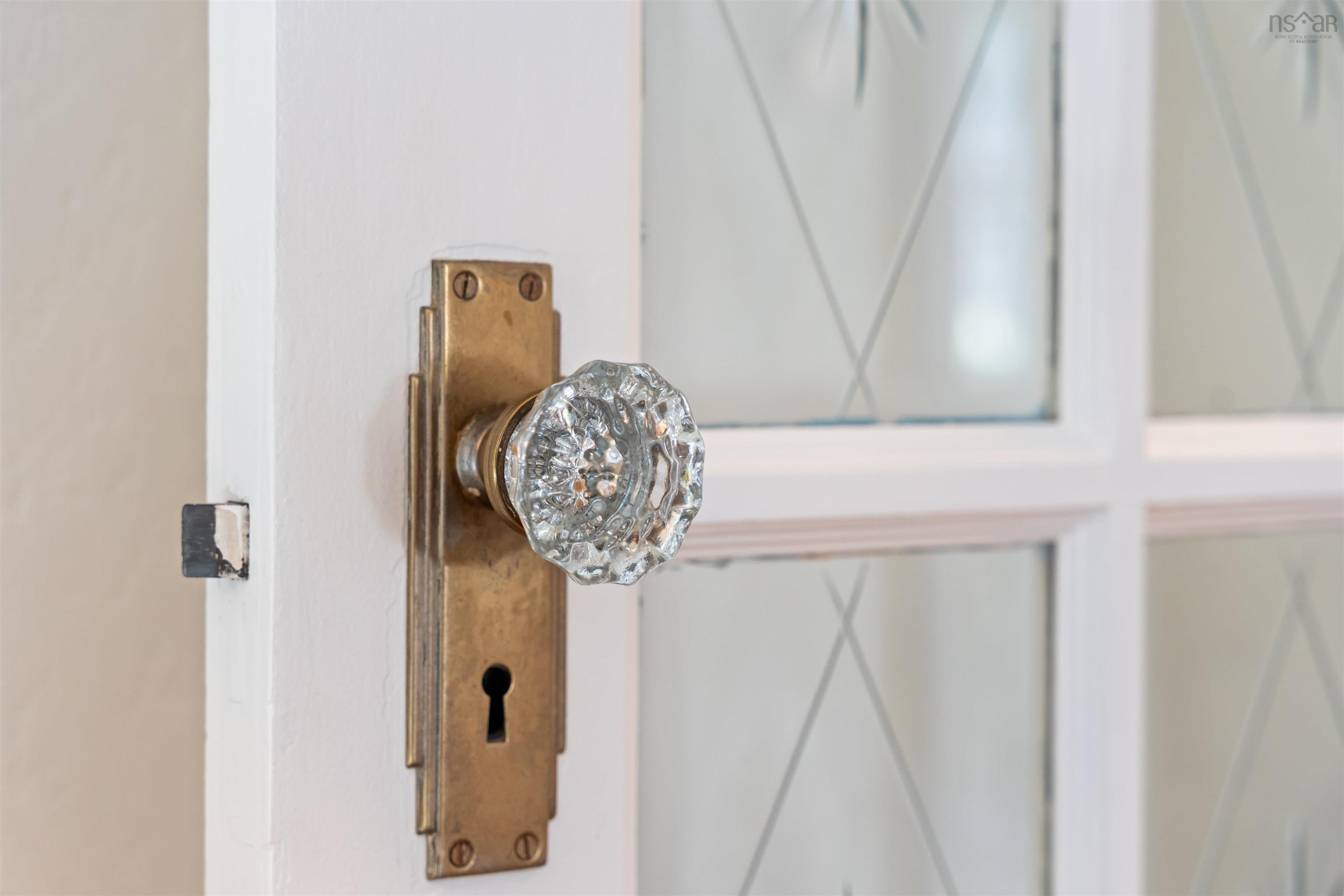 6347 London Street photo #26