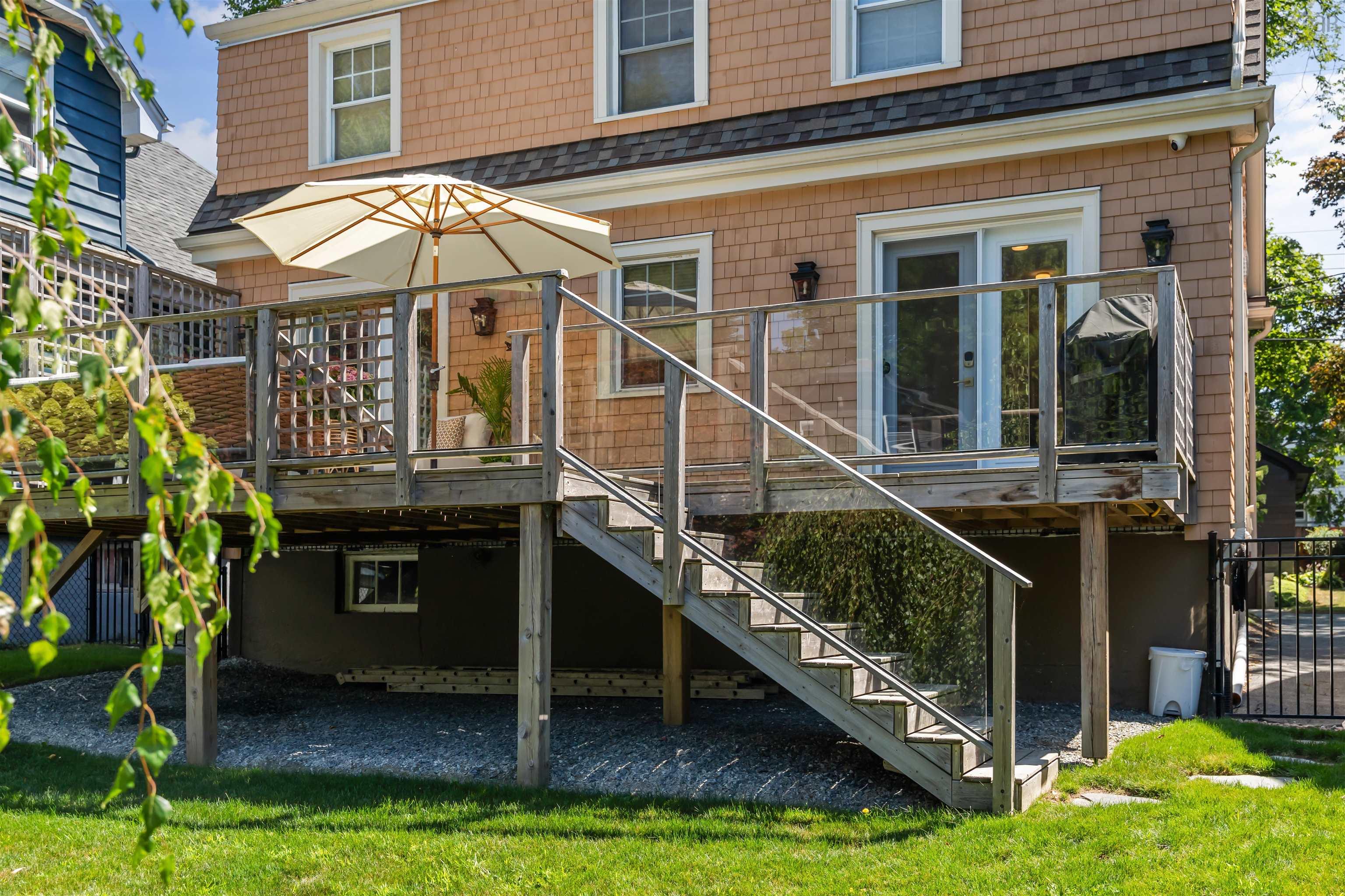 6347 London Street photo #49