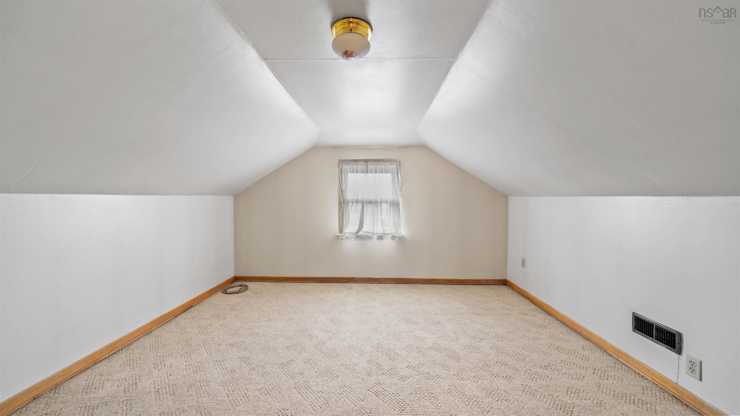 11 Harbour Drive photo #31