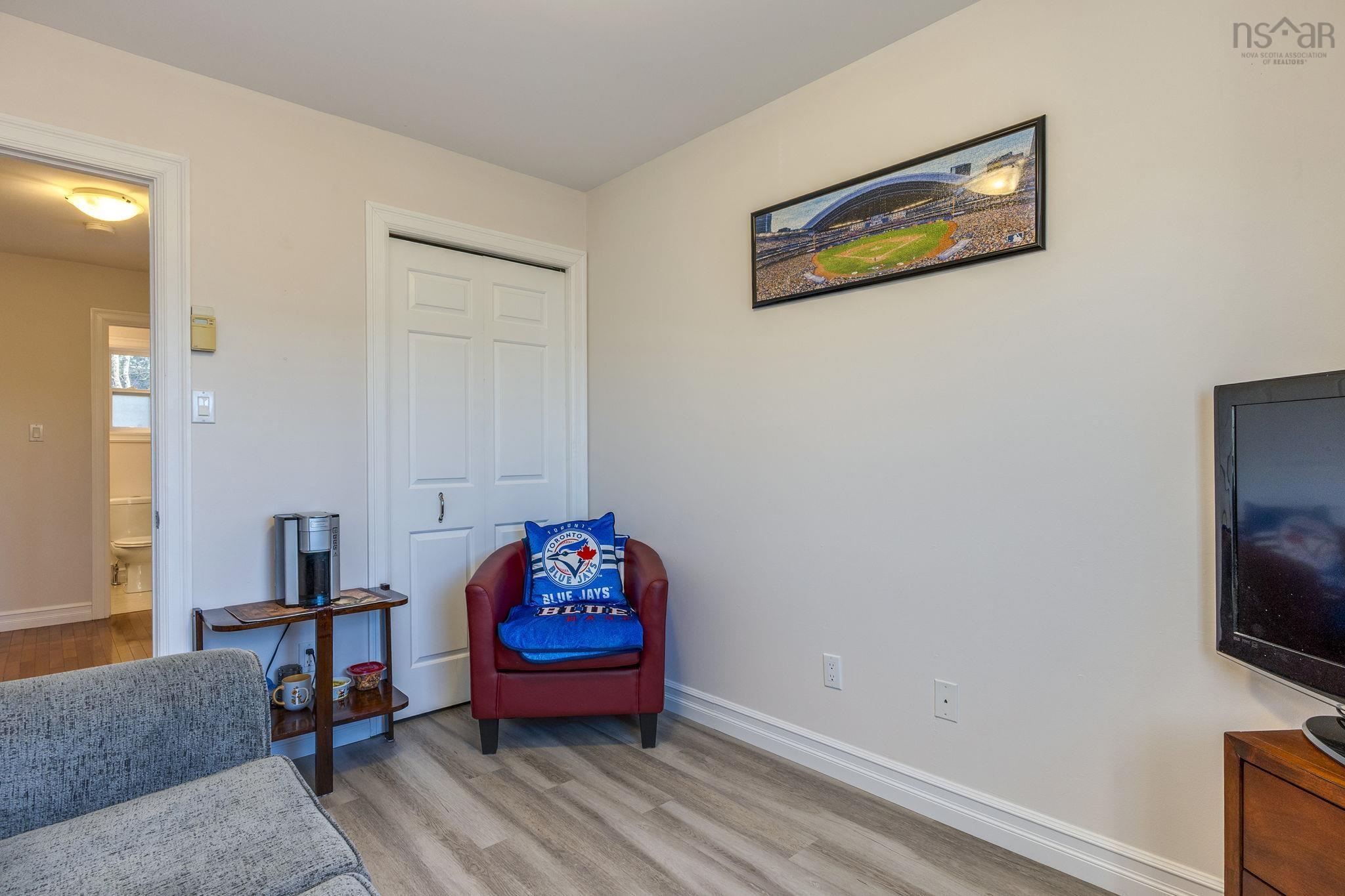 42 Colonna Place photo #25