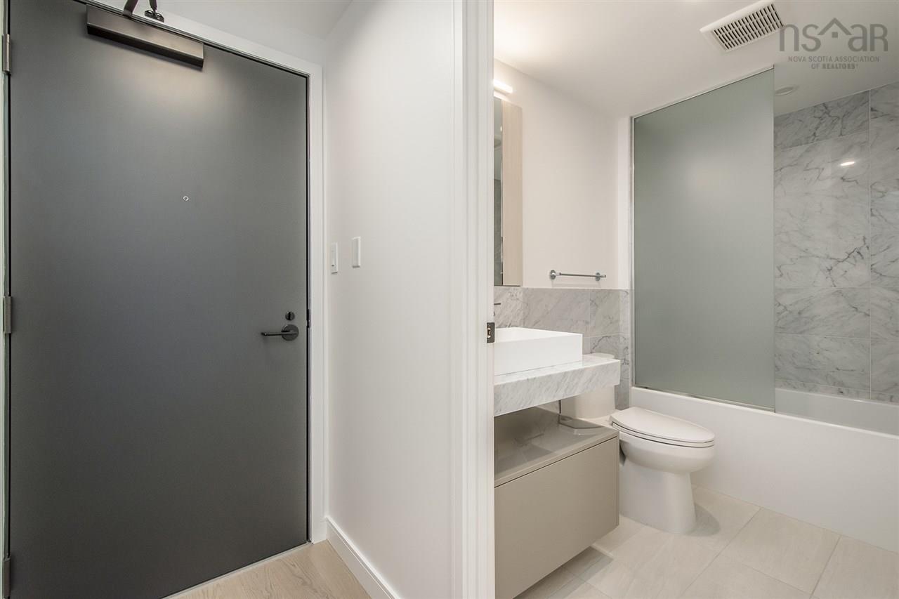 902 1650 GRANVILLE Street photo #11