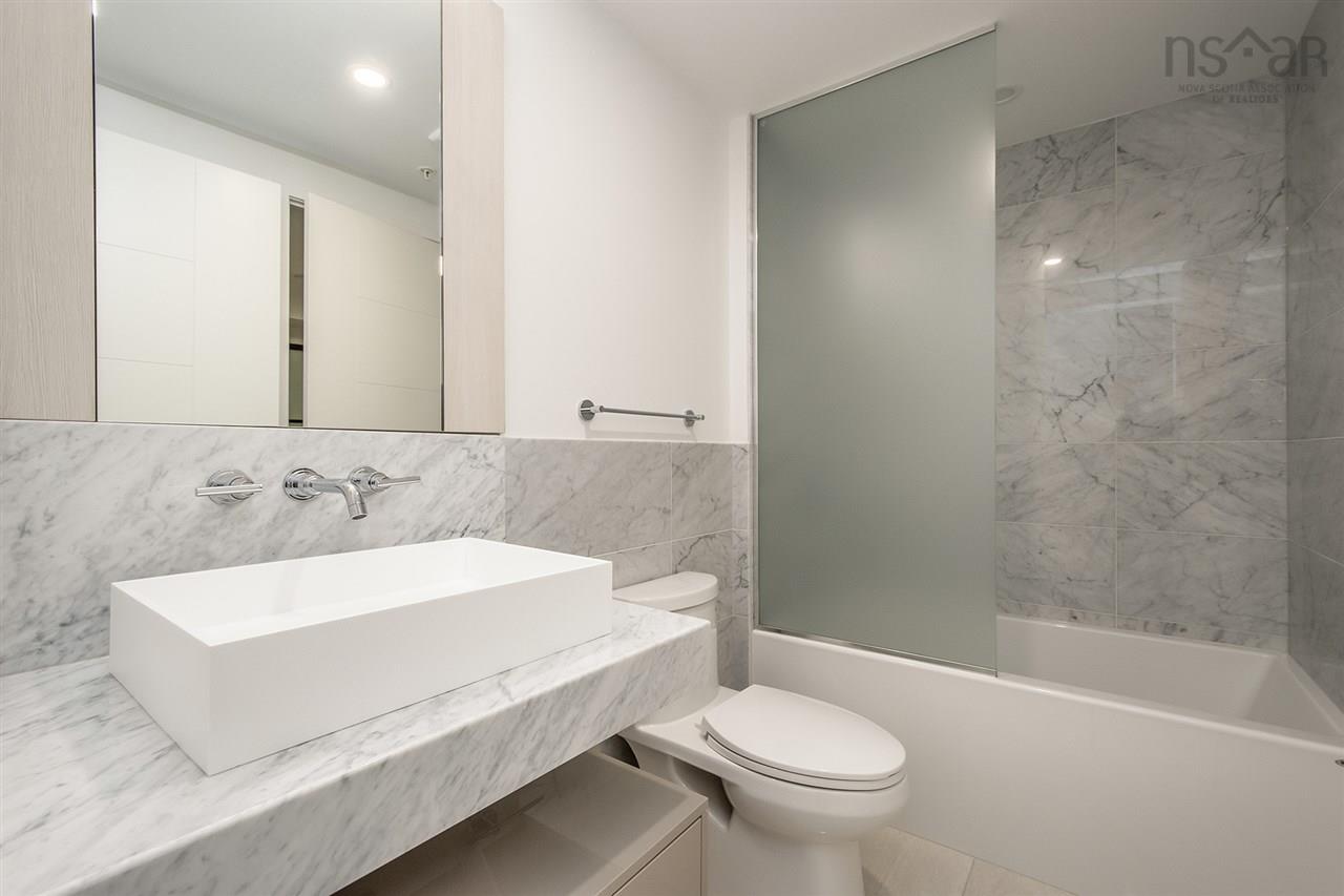 902 1650 GRANVILLE Street photo #12