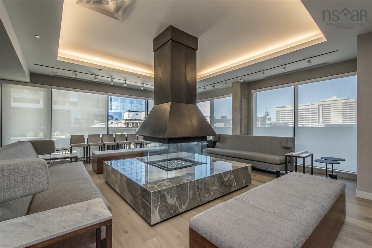 902 1650 GRANVILLE Street photo #17