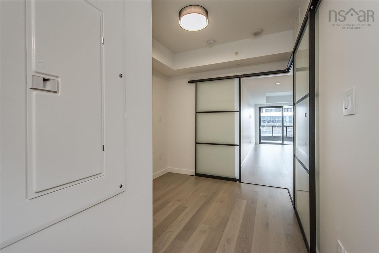 902 1650 GRANVILLE Street photo #8