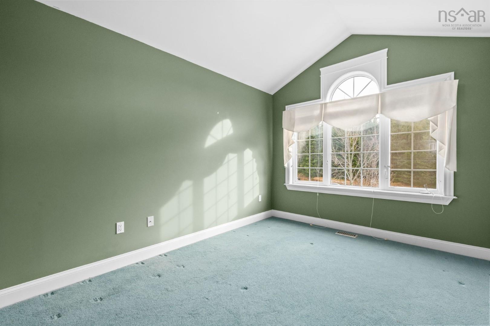 52 Greenside Lane photo #25