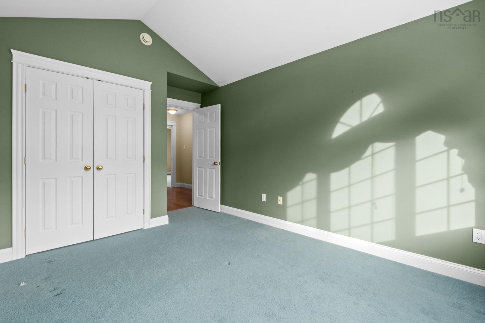 52 Greenside Lane photo #26