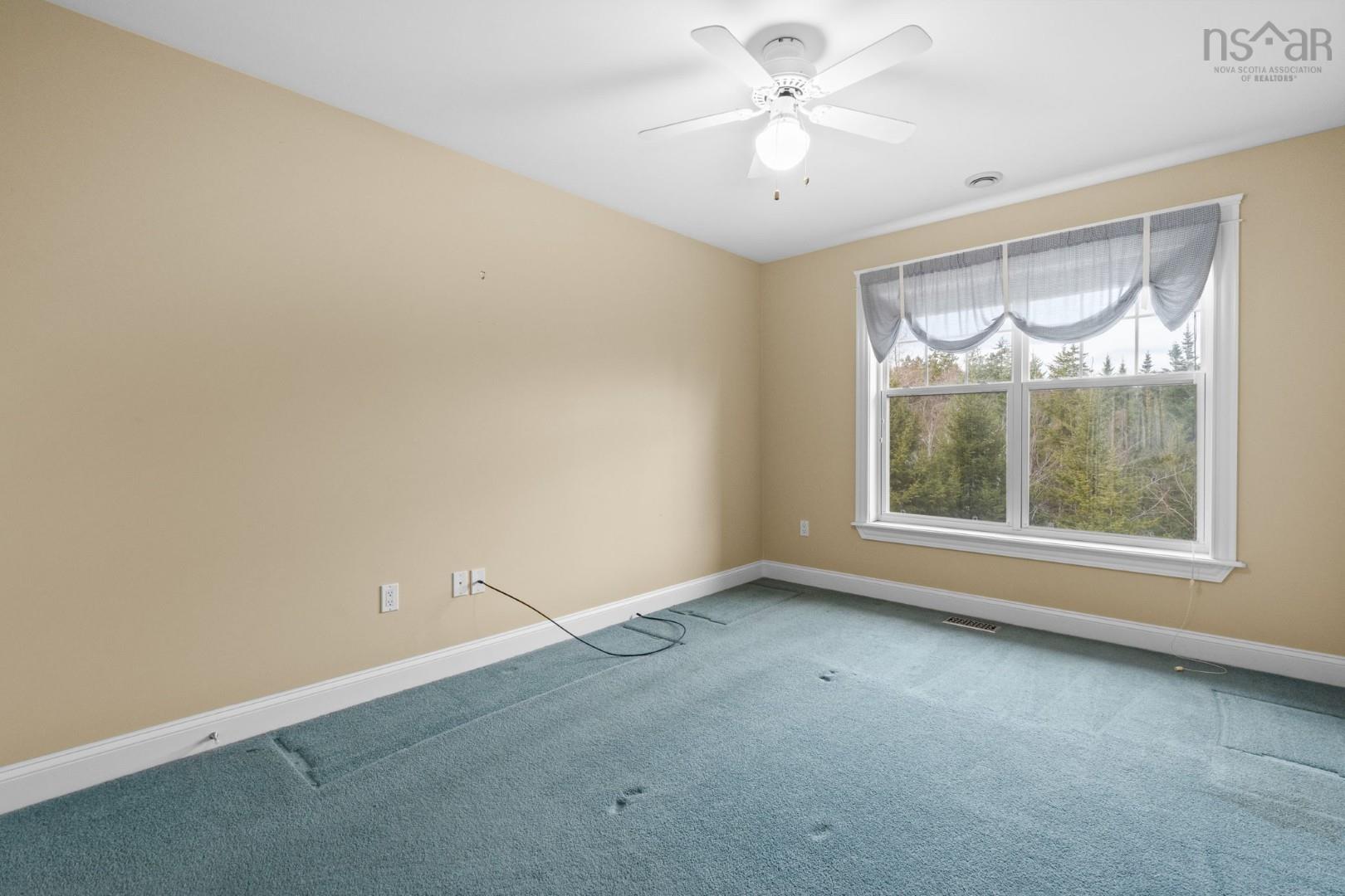 52 Greenside Lane photo #29