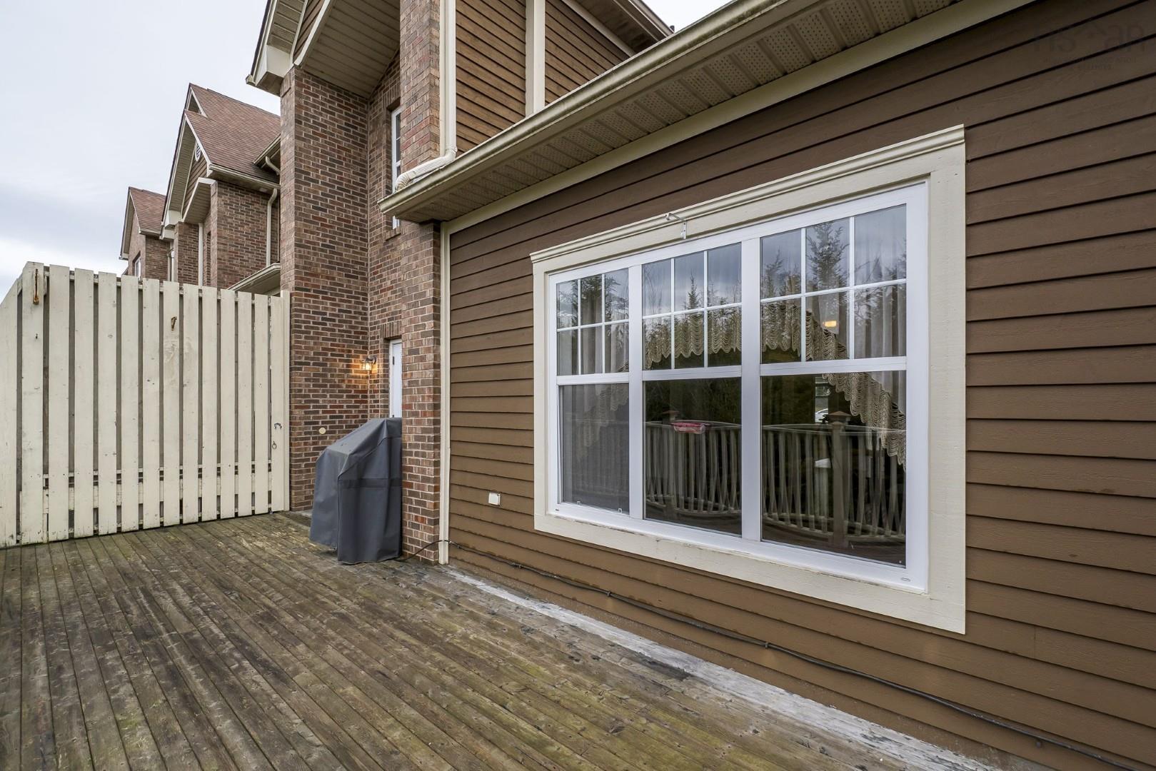 52 Greenside Lane photo #43