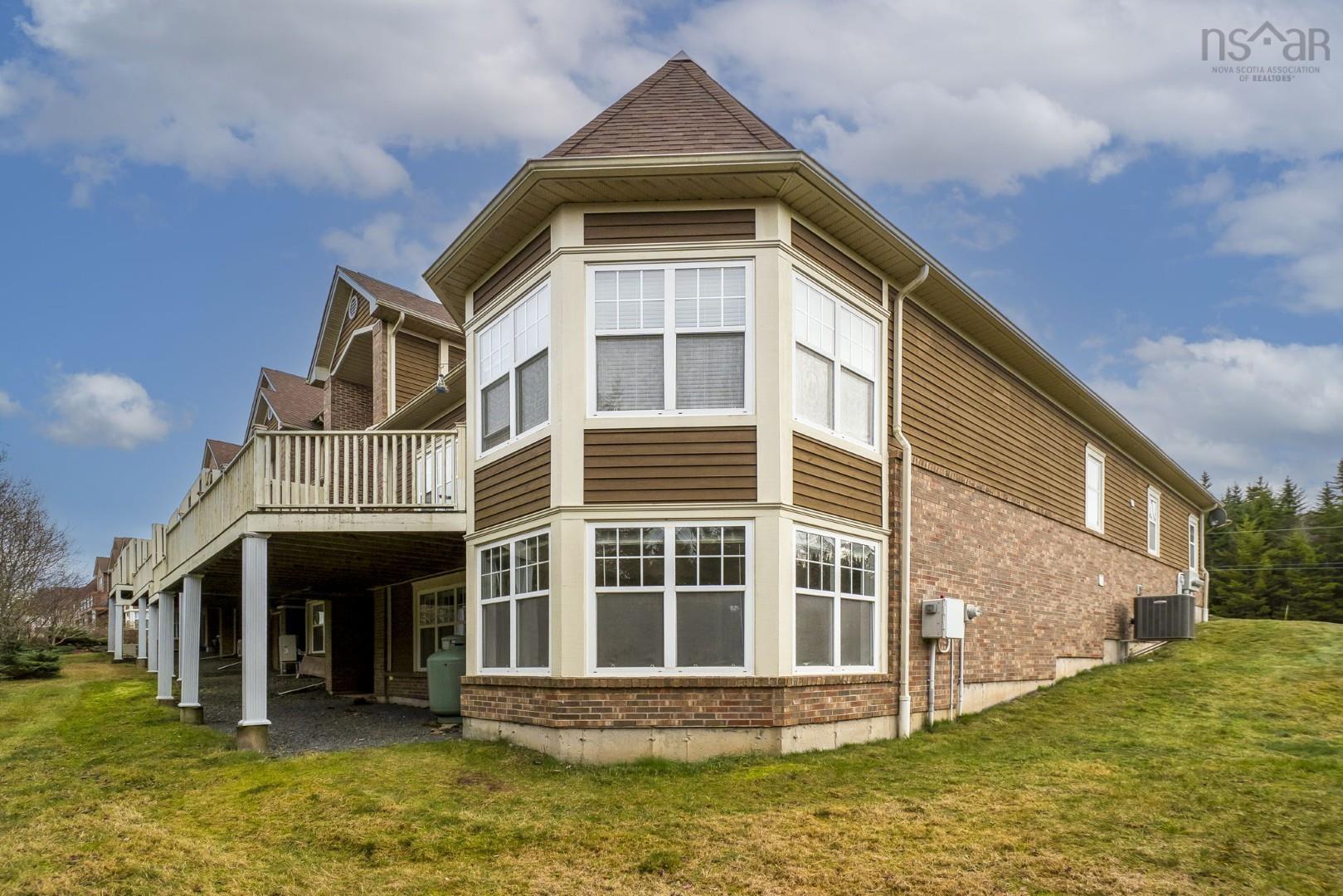 52 Greenside Lane photo #46