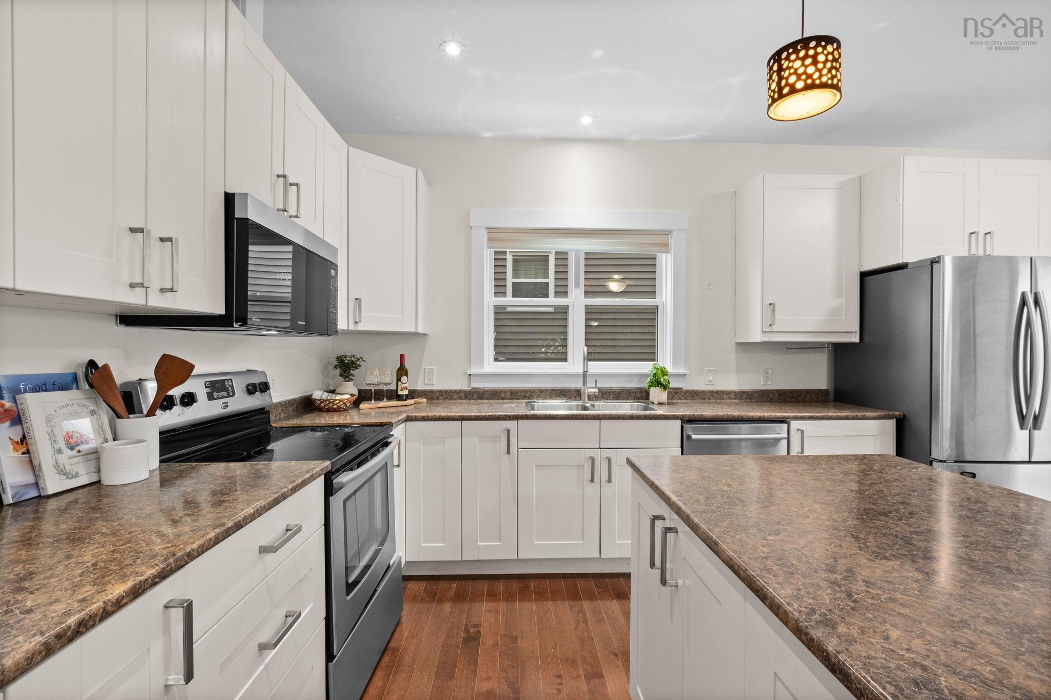 38 SIENNA Court photo #19