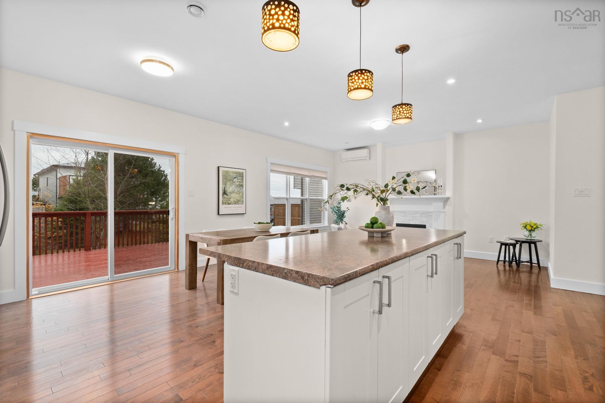 38 SIENNA Court photo #20