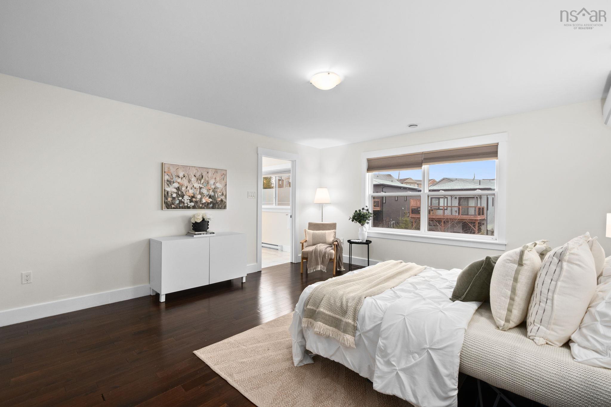 38 SIENNA Court photo #24