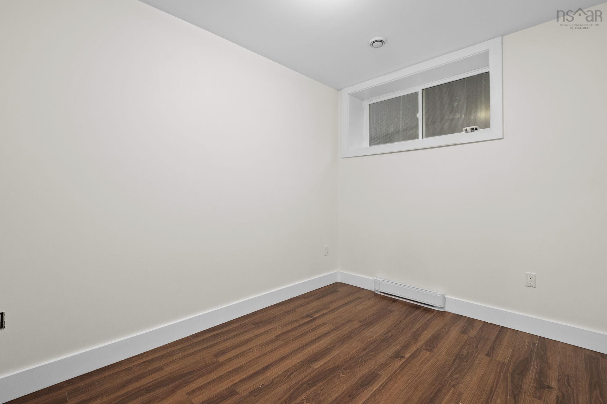 38 SIENNA Court photo #40