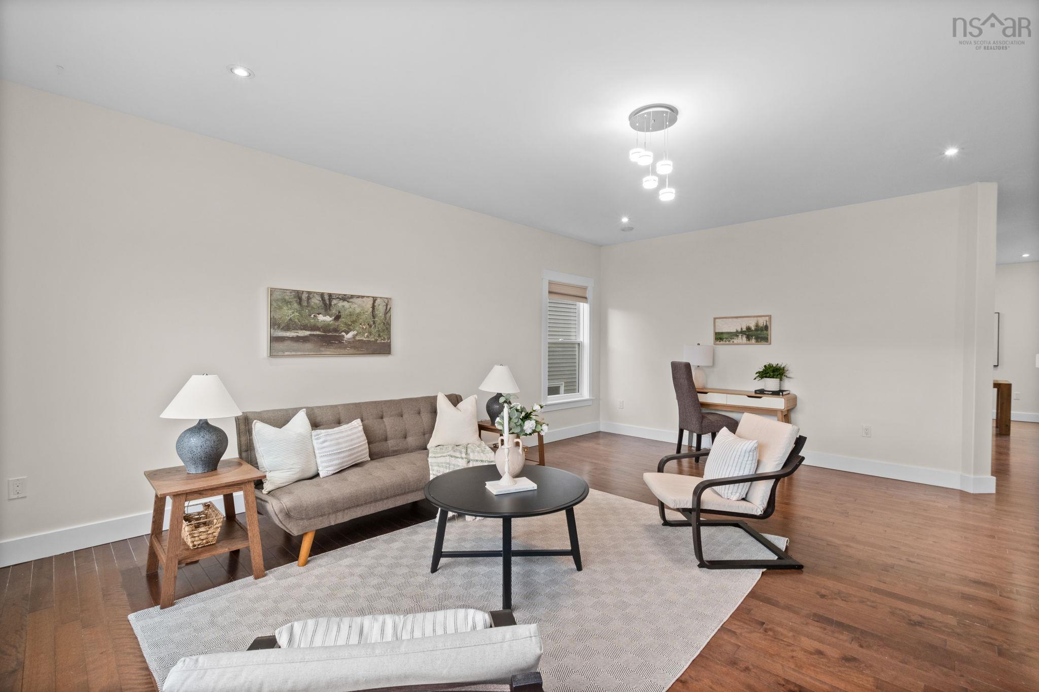 38 SIENNA Court photo #7