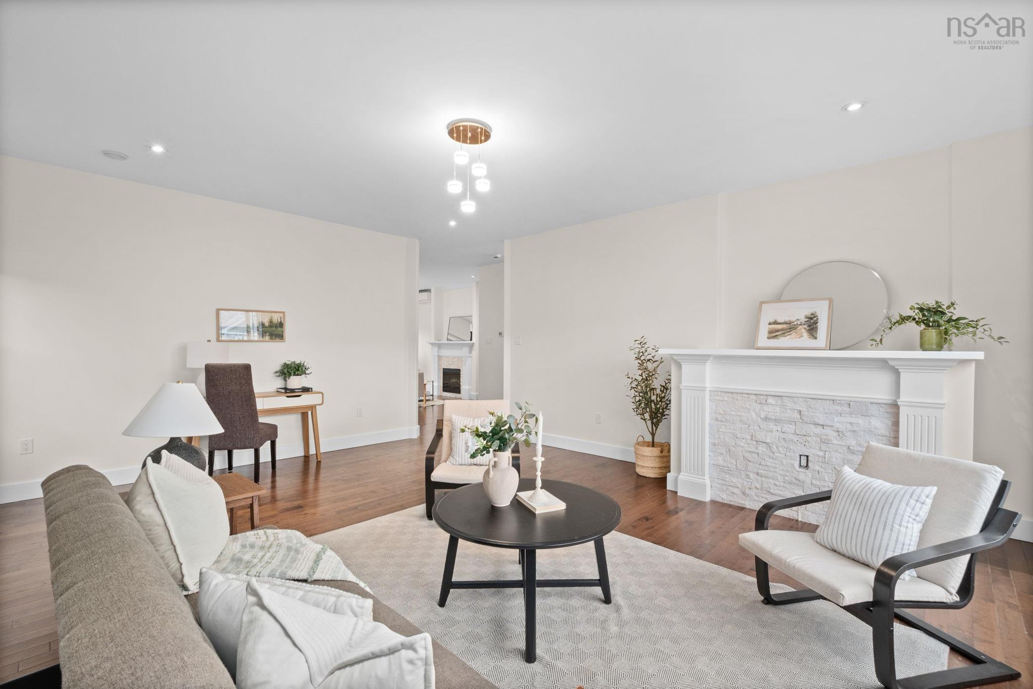 38 SIENNA Court photo #8