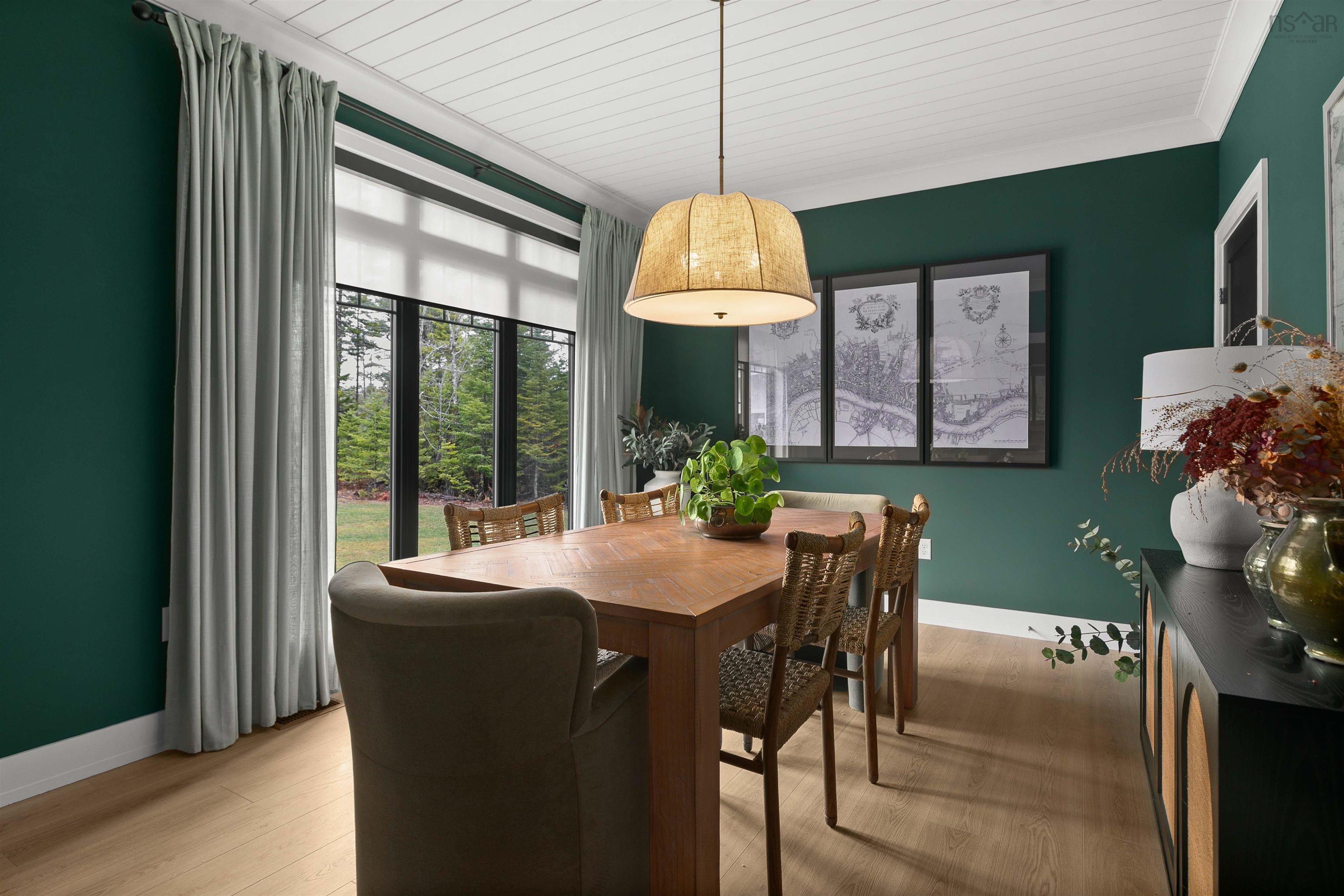 628 Sandwick Drive photo #17