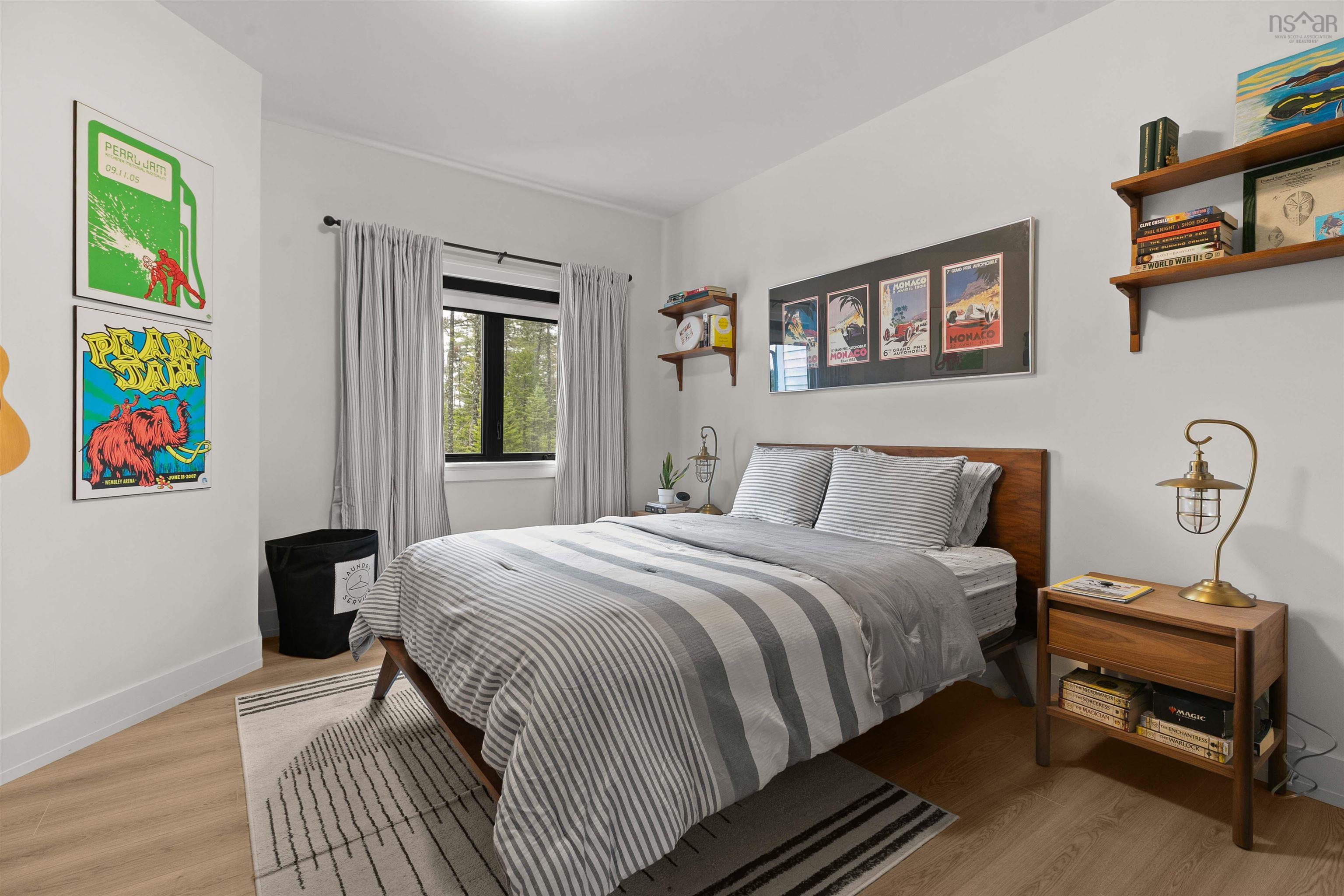 628 Sandwick Drive photo #22