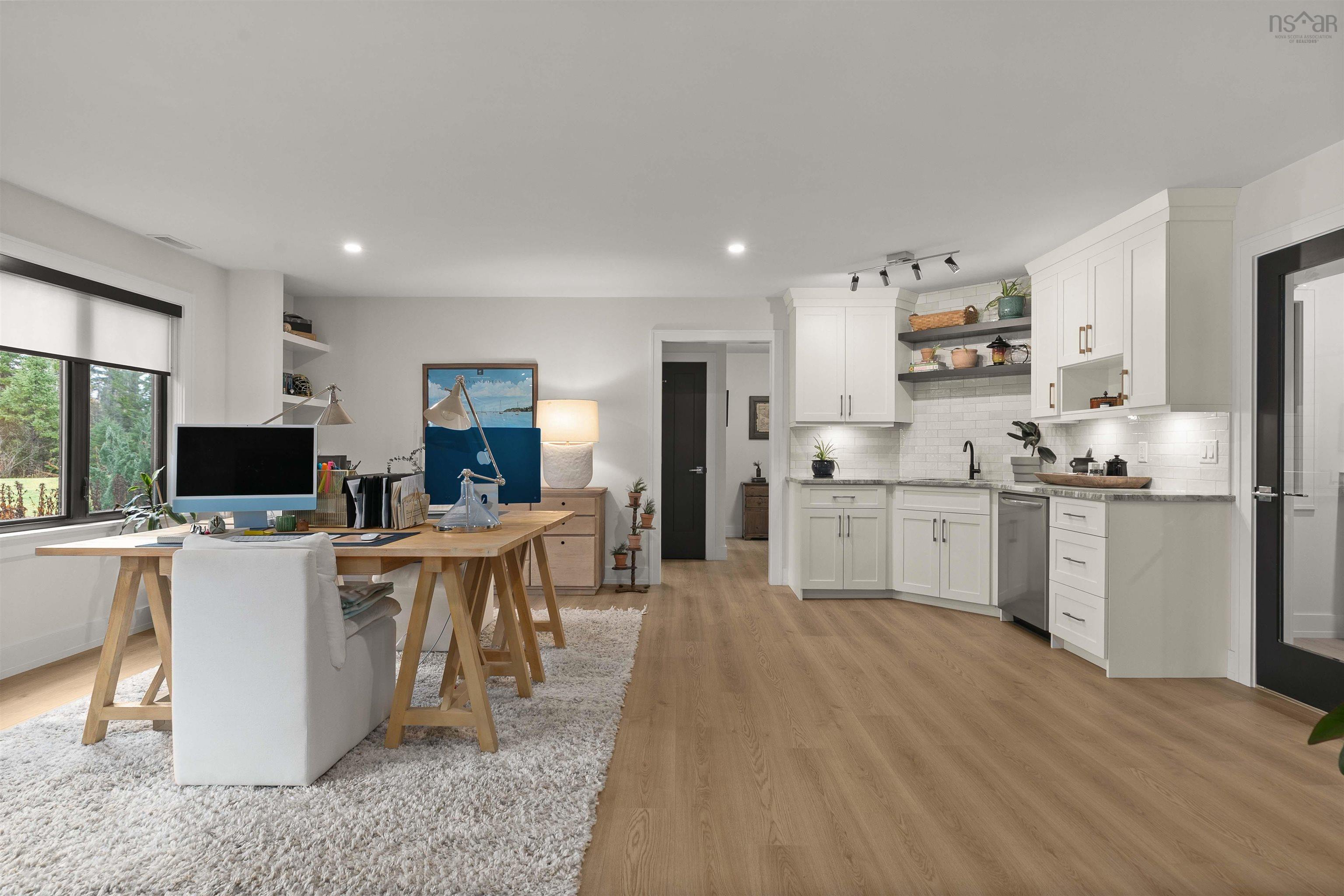 628 Sandwick Drive photo #31